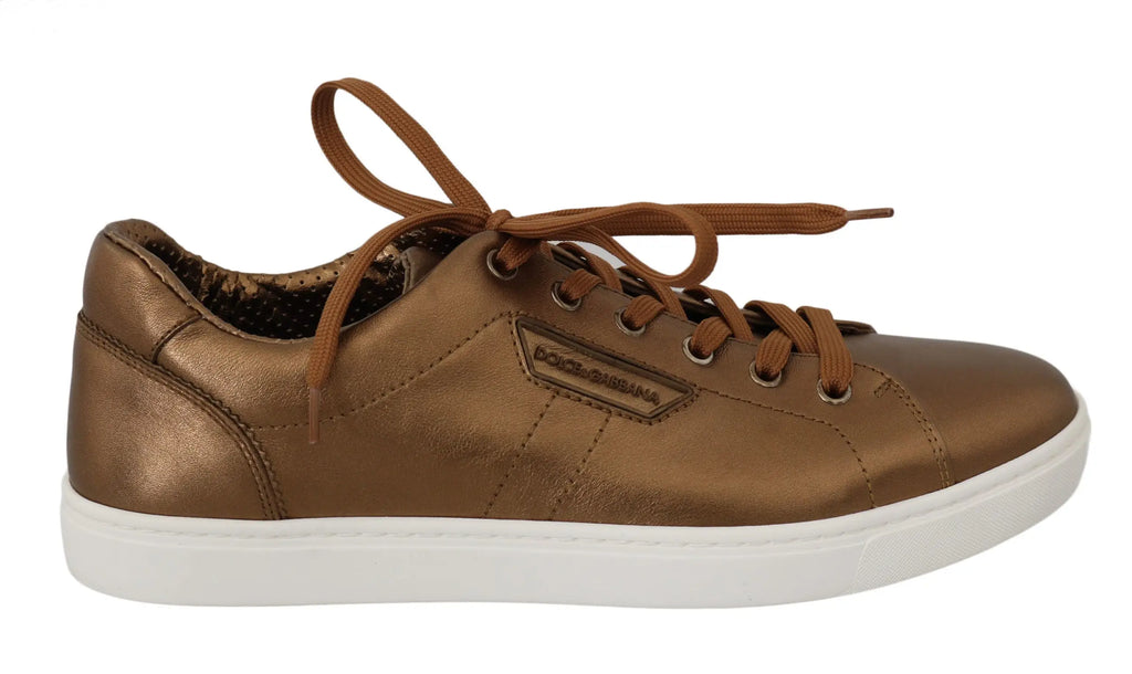 Baskets homme dolce gabanna en cuir doré bronze métallisé avec semelle en caoutchouc blanche et lacets marron assortis