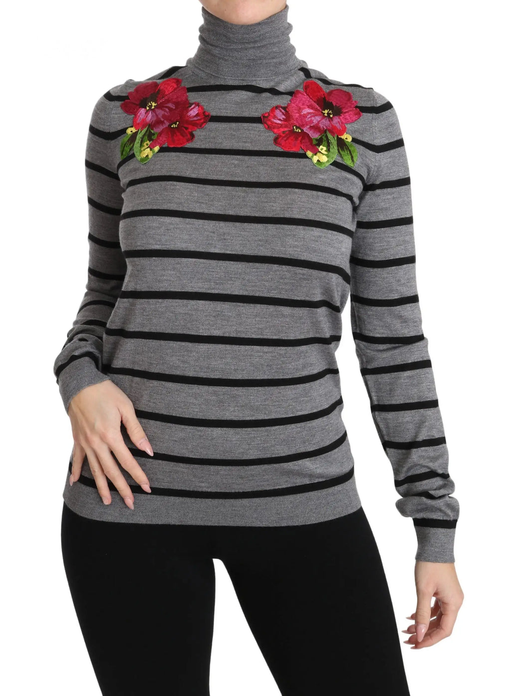 Dolce & gabbana pull col roulé en cachemire et soie gris rayé noir avec broderie florale rouge vif aux épaules