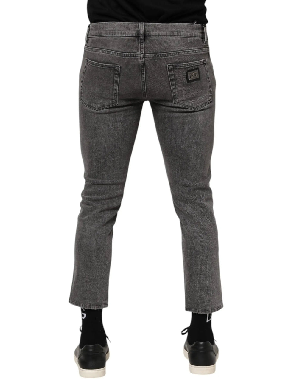Jean slim gris foncé dolce & gabbana en coton avec patch logo visible sur la poche arrière droite et effet délavé subtil
