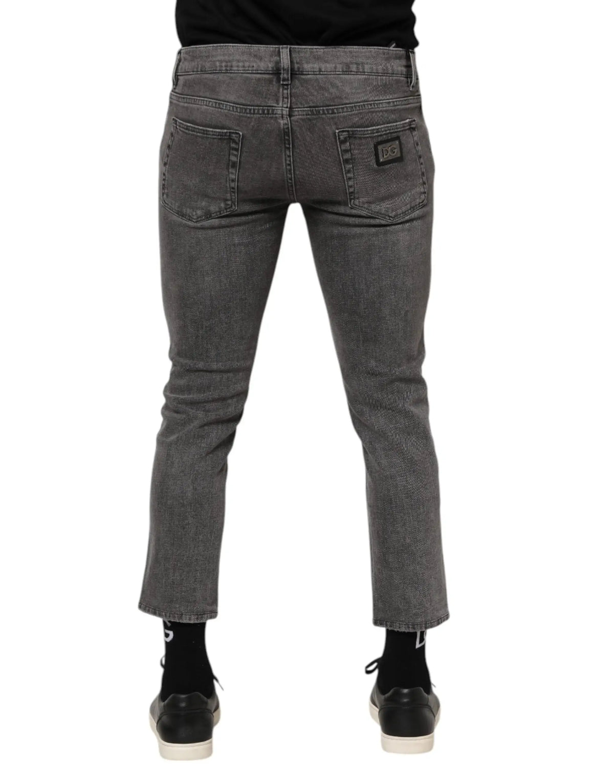 Jean slim gris foncé dolce & gabbana en coton avec patch logo visible sur la poche arrière droite et effet délavé subtil