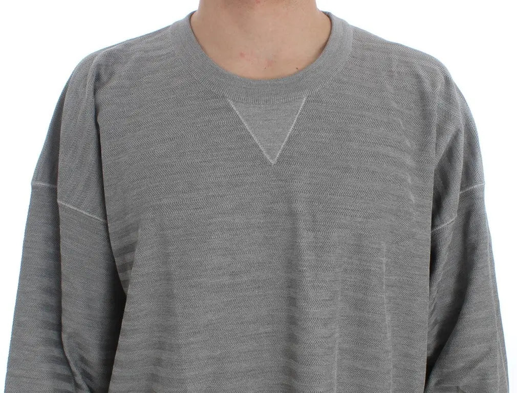 Dolce & gabbana pull en soie gris à col rond avec texture subtile chevrons et coutures contrastantes claires