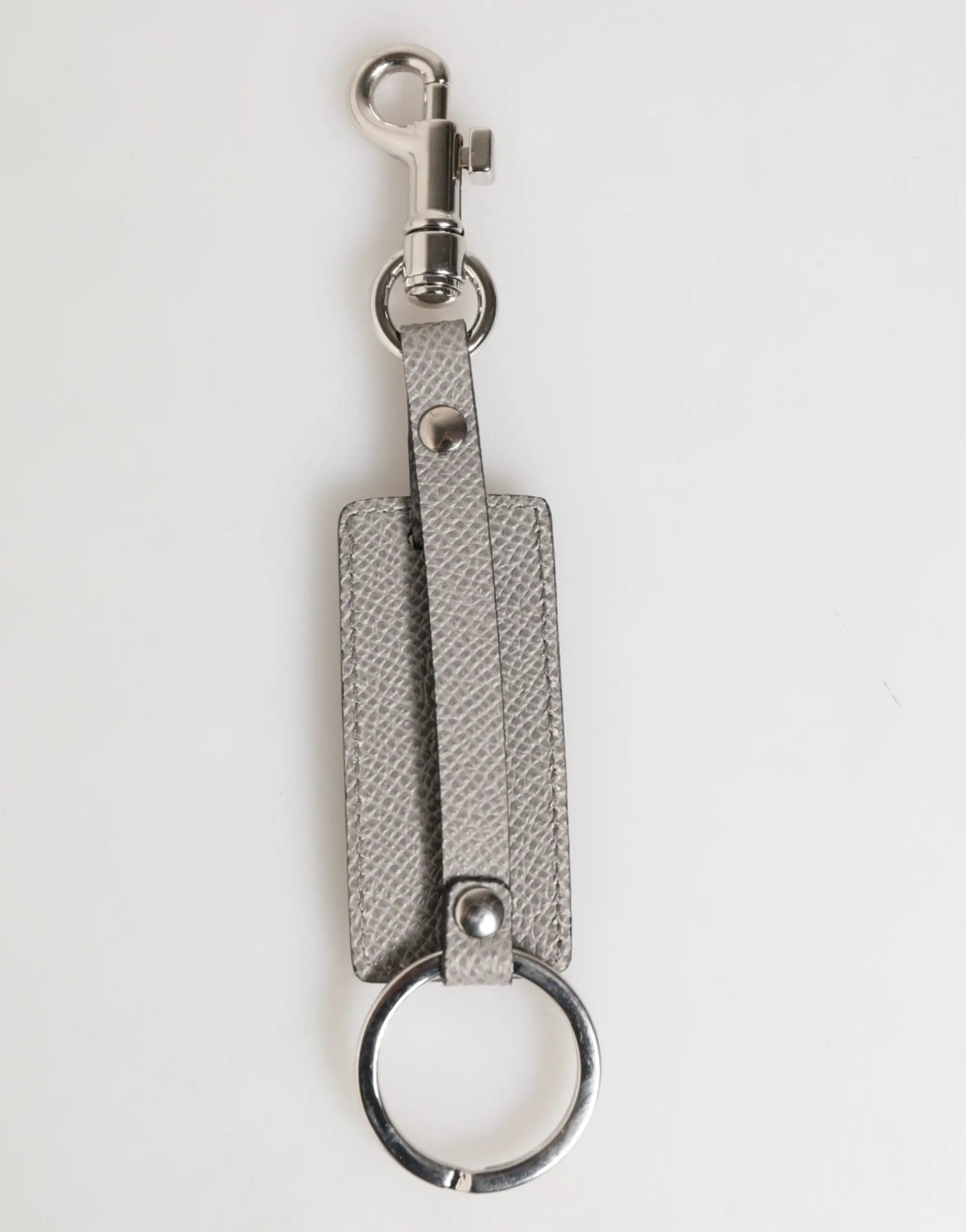 Porte-clés dolce & gabbana en cuir gris texturé avec anneau et mousqueton en métal pour homme