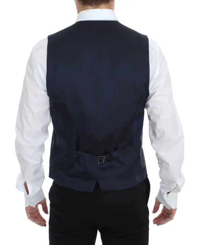 Dos du gilet de costume formel gris en stretch dolce & gabbana avec motif subtil et boucle argentée en tissu marine