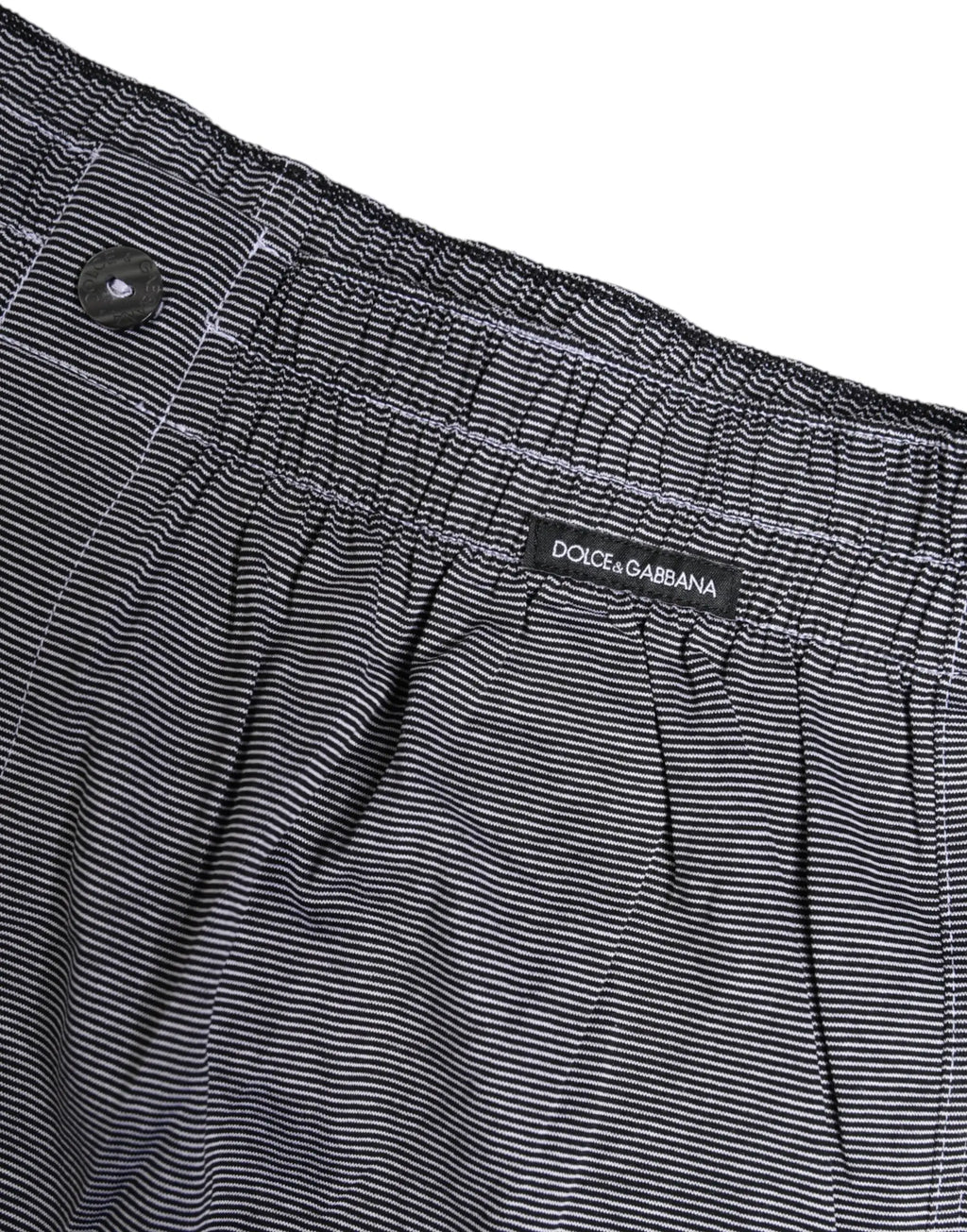 Boxer coton dolce & gabbana rayé gris et noir avec étiquette de marque visible sur le devant