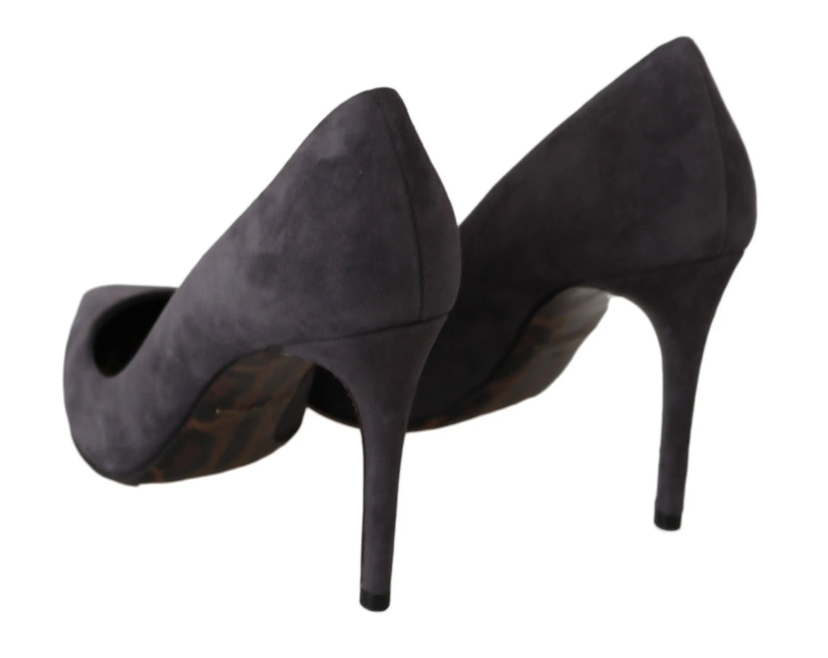 Dolce & gabbana escarpins gris en cuir suédé avec talons aiguilles et bout pointu élégant