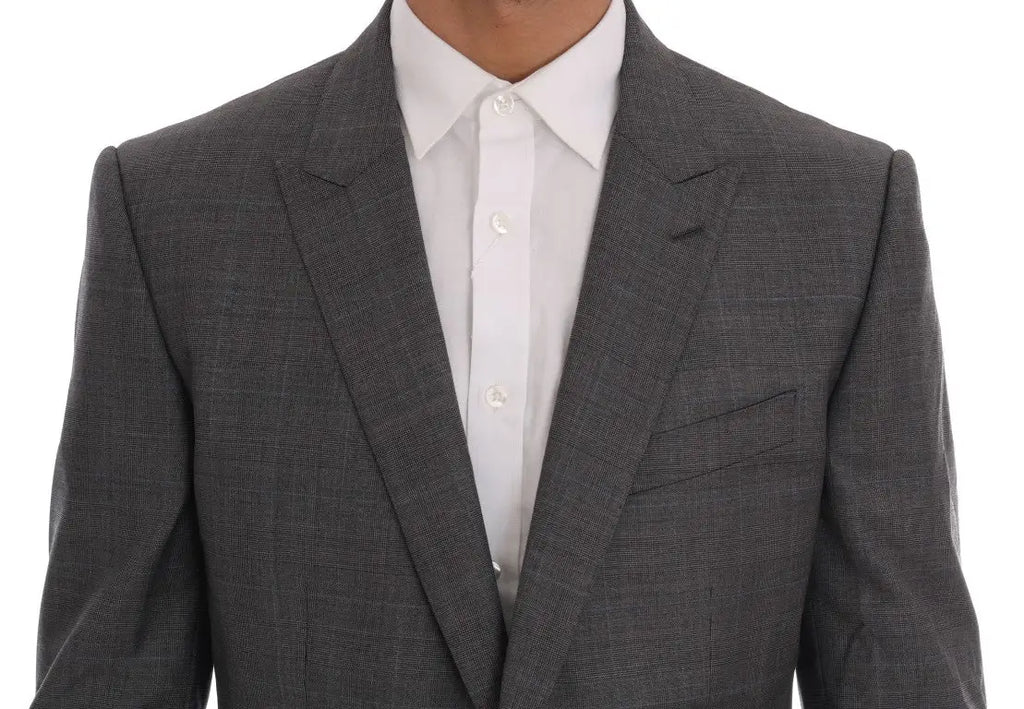 Veste blazer slim dolce & gabbana martini gris en laine avec motif à carreaux subtil portée sur une chemise blanche