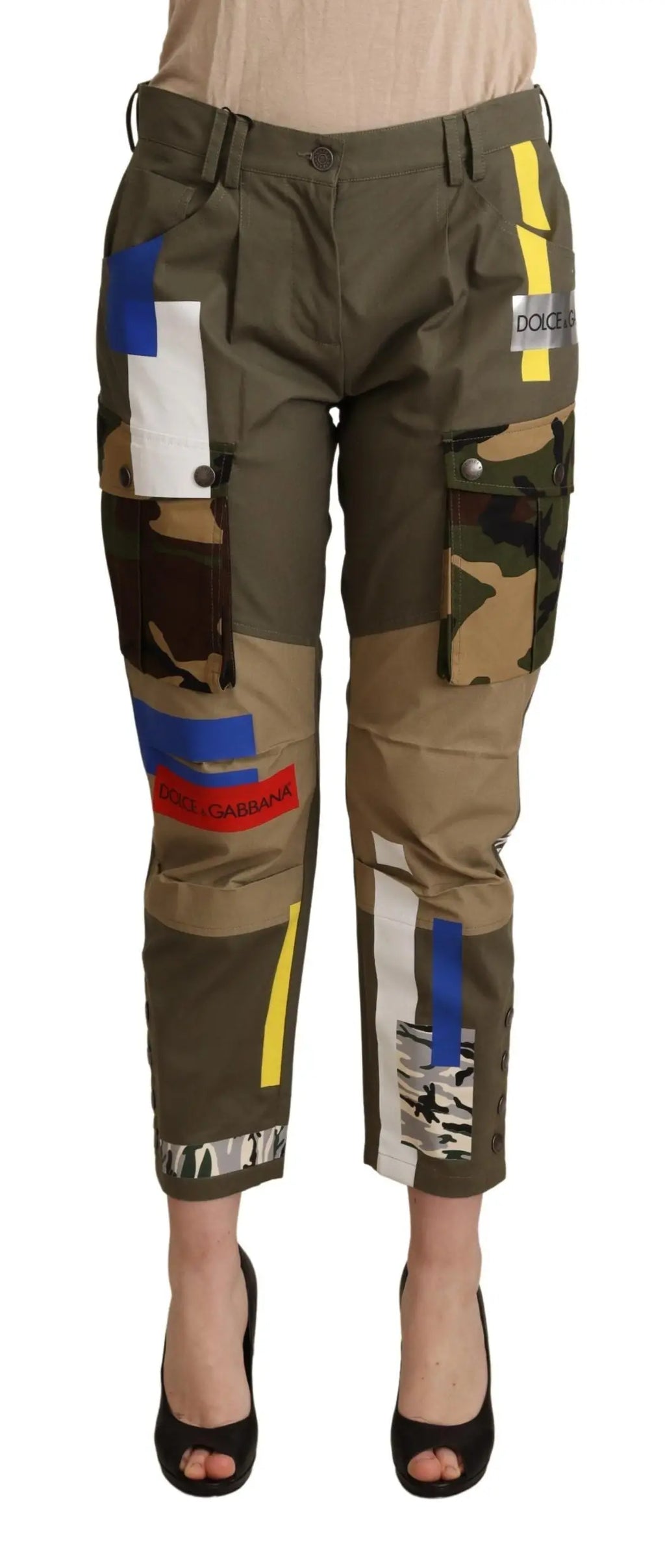 Pantalon cargo militaire vert dolce gabbana en coton avec patches géométriques colorés et accents camouflage