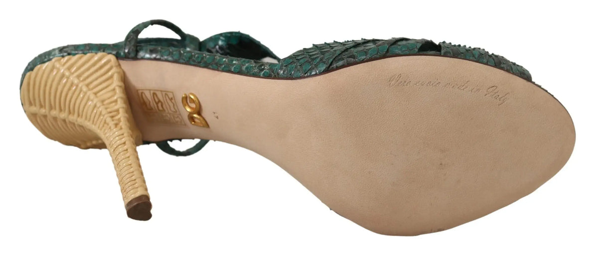 Dolce & gabbana sandales à talons vert émeraude en cuir python avec talon et semelle tressés beige