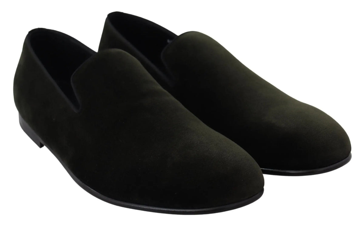 Loafer homme dolce gabbana en velours vert avec semelles basses et design minimaliste en daim noir