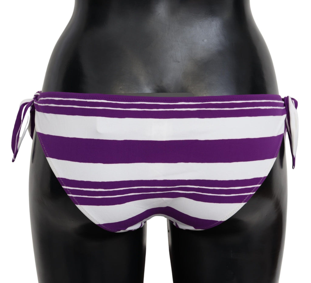Bas de bikini Dolce & Gabbana à rayures violettes et blanches, vêtement de plage élégant pour femmes.