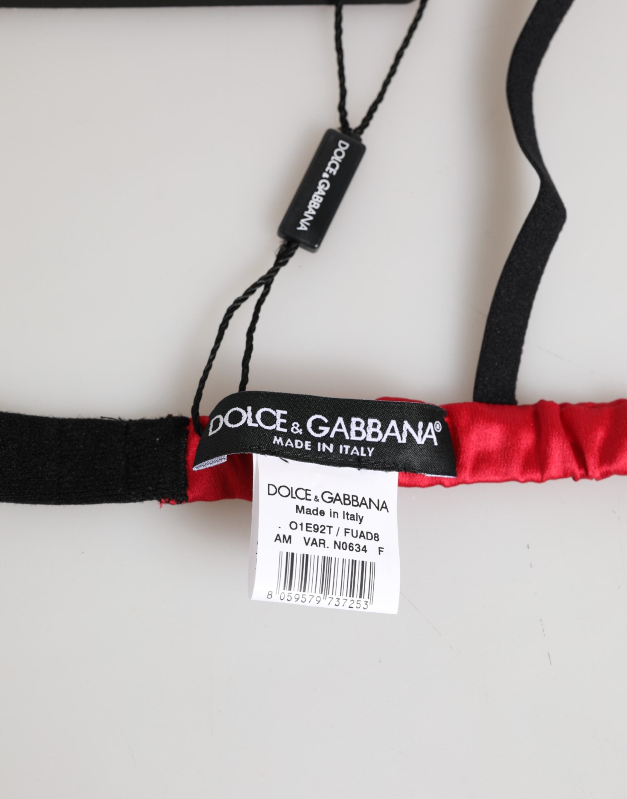 Sous-vêtements Dolce & Gabbana en satin de soie rouge, triangle doux, soutien-gorge sans armatures, style élégant et confortable