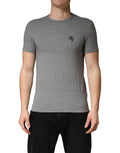 T-shirt gris pour homme Dolce & Gabbana, en coton avec logo DG sur la poitrine, col rond et coupe décontractée.