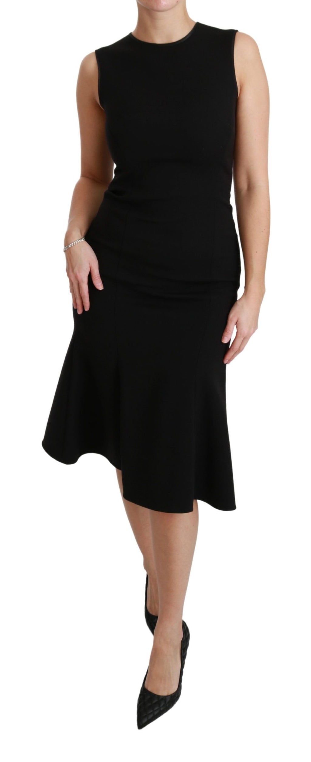 Robe noire Dolce & Gabbana en laine stretch, coupe ajustée et flare, élégante et sophistiquée pour occasion spéciale.
