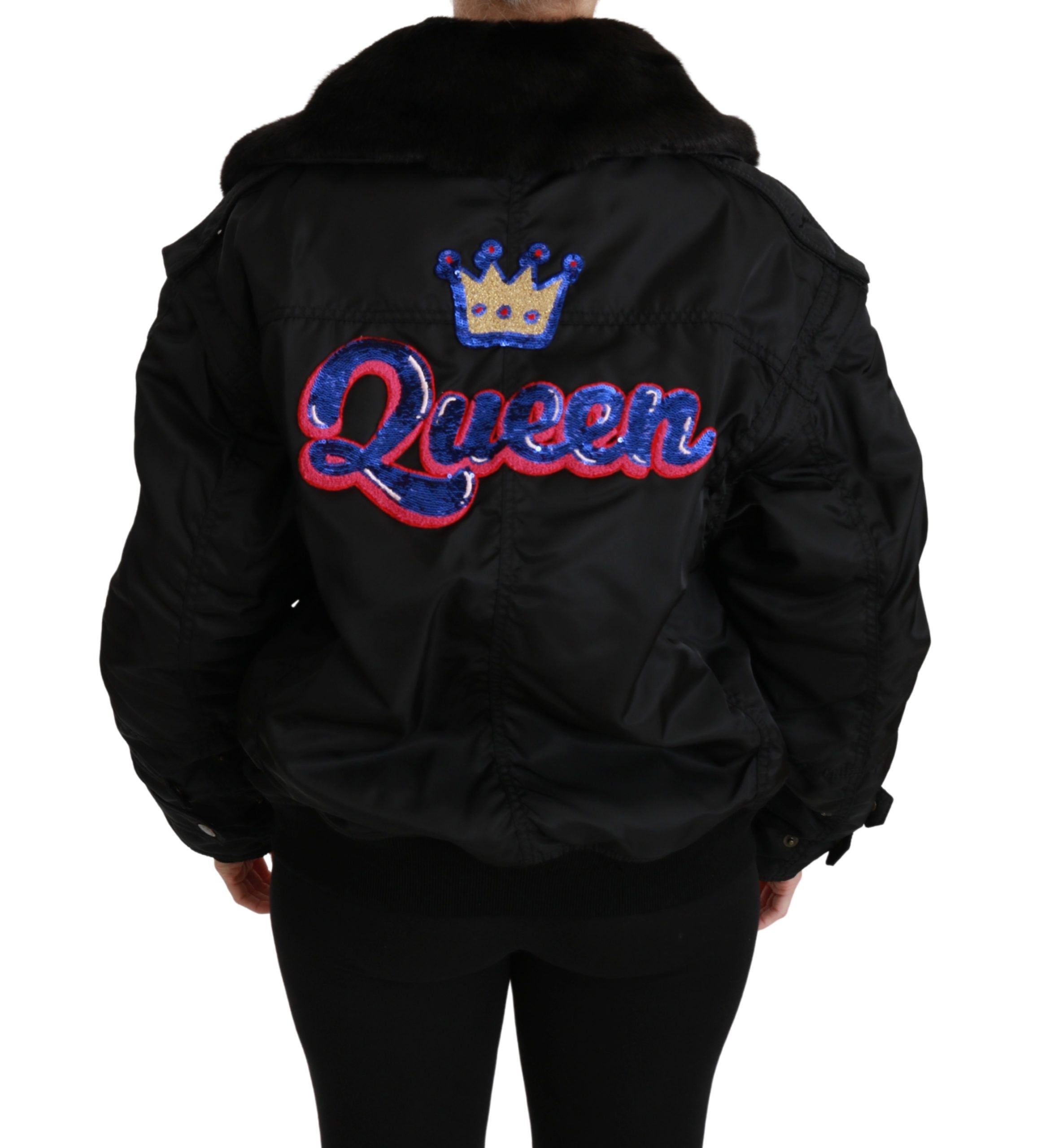 Veste bomber noire Dolce & Gabbana avec couronne de reine sequins, style élégant et luxueux, vue de face.