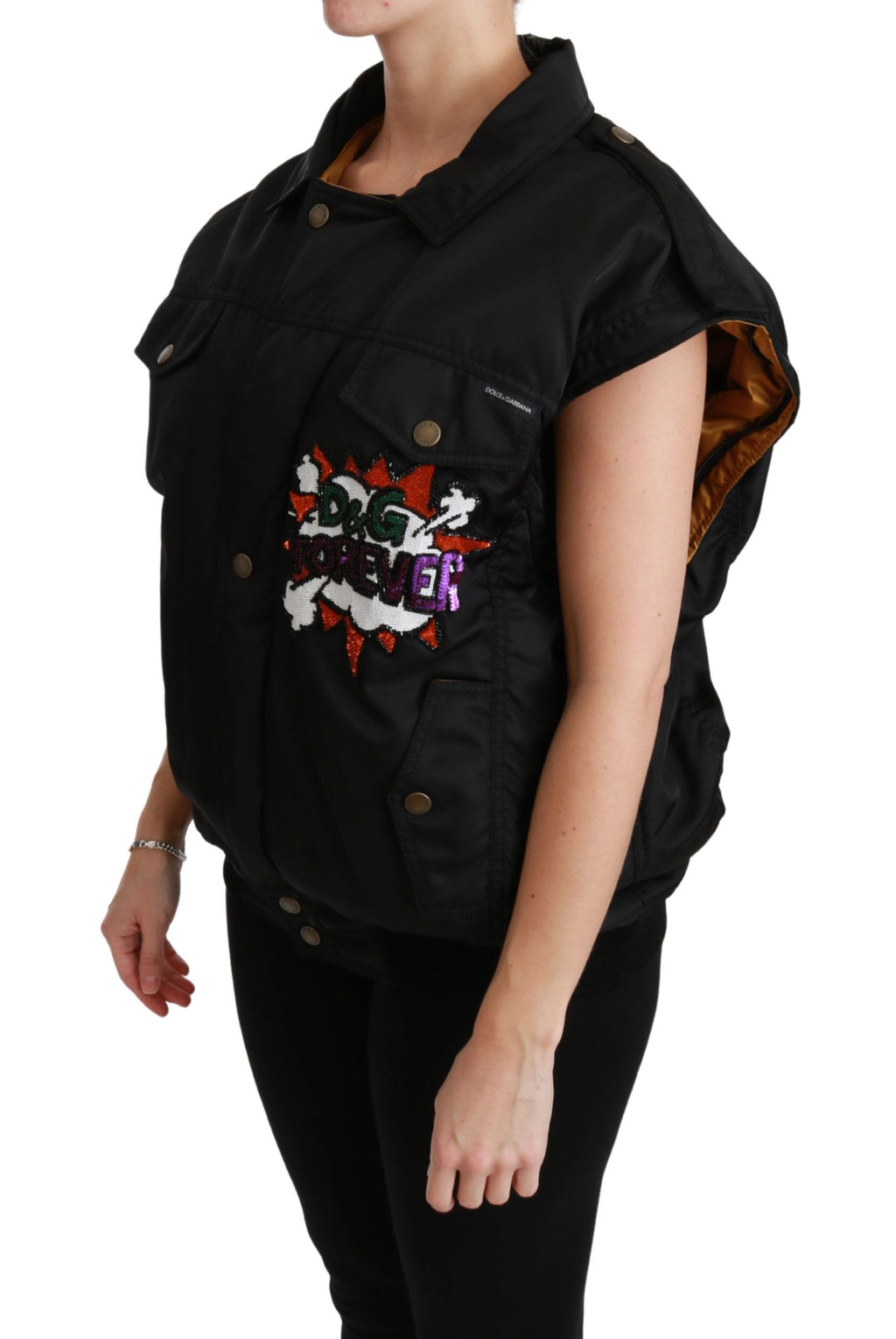 Veste bomber noire Dolce & Gabbana avec couronne de reine en sequins, style élégant et audacieux.