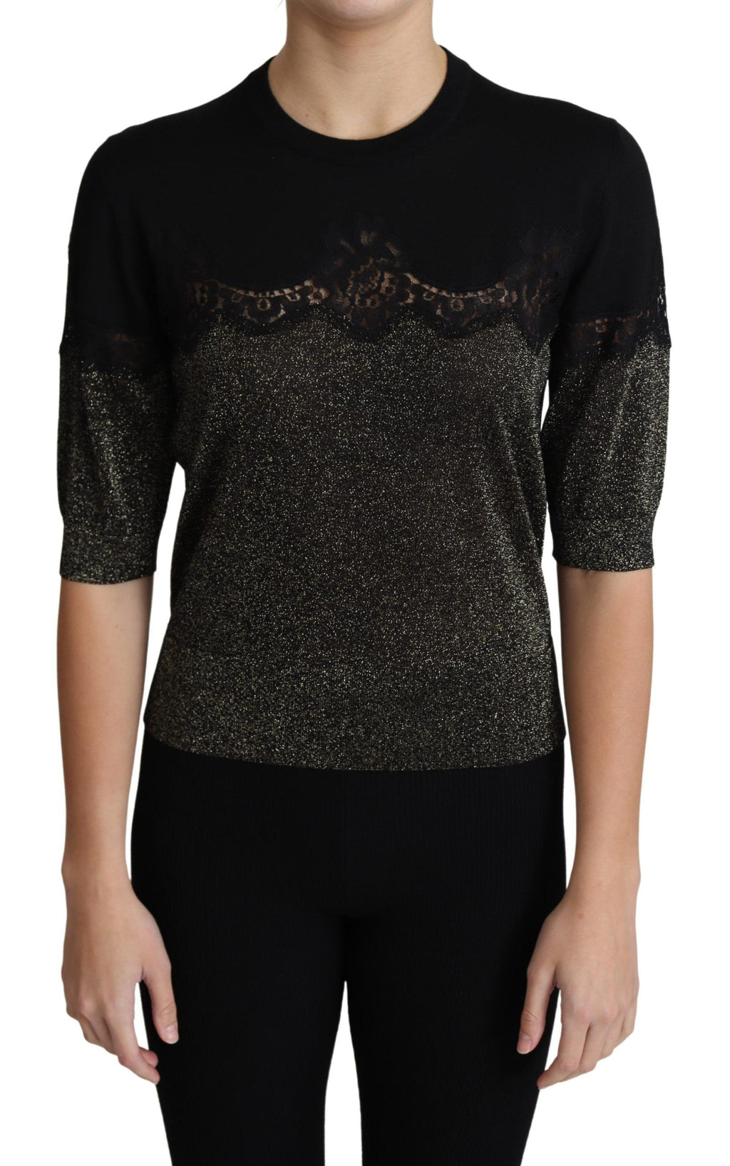 Pull Dolce & Gabbana noir en lurex brillant avec inserts en dentelle, style élégant et sophistiqué, porté en haut.