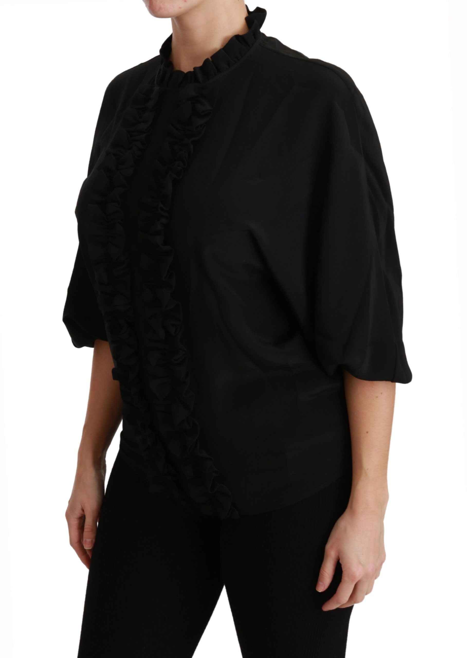Chemisier en soie noire Dolce & Gabbana avec détails froncés et volant, élégant haut pour femme.