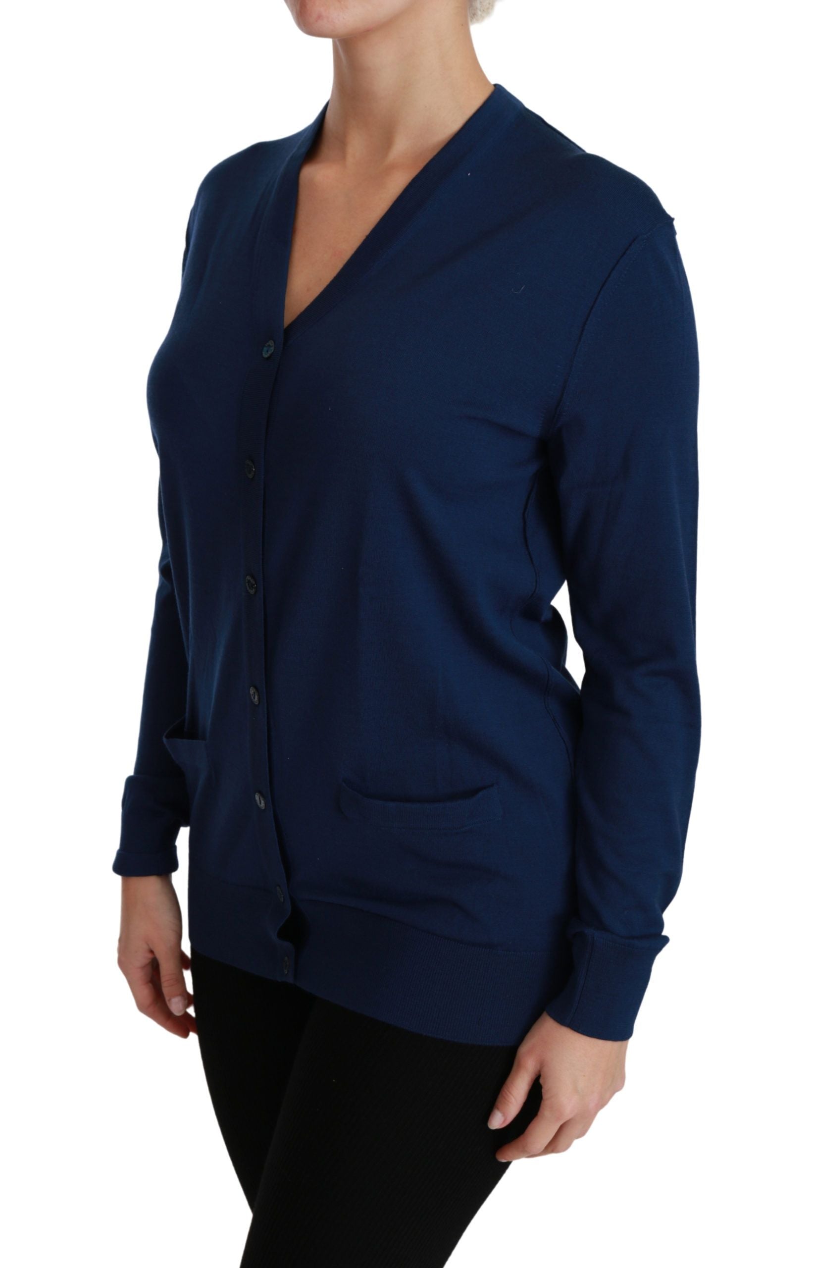 Cardigan bleu Dolce & Gabbana en laine vierge avec boutons, élégant pull à manches longues.