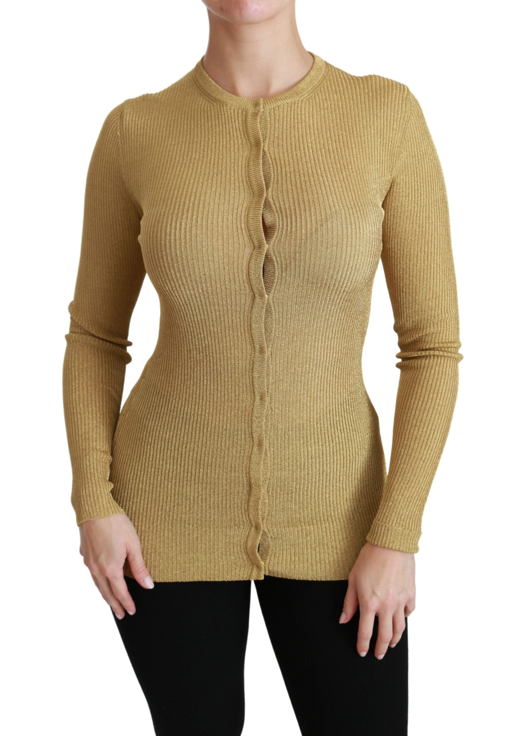 Cardigan à manches longues en viscose de couleur or de Dolce & Gabbana, design élégant et confortable, porté en gros plan.