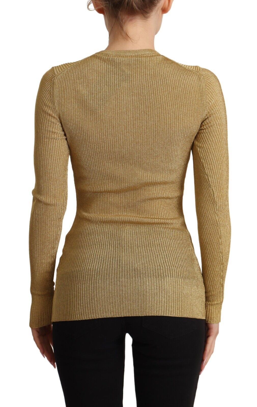 Cardigan Dolce & Gabbana en viscose mélangée avec boutons dorés, porté sur un mannequin, élégant et sophistiqué.