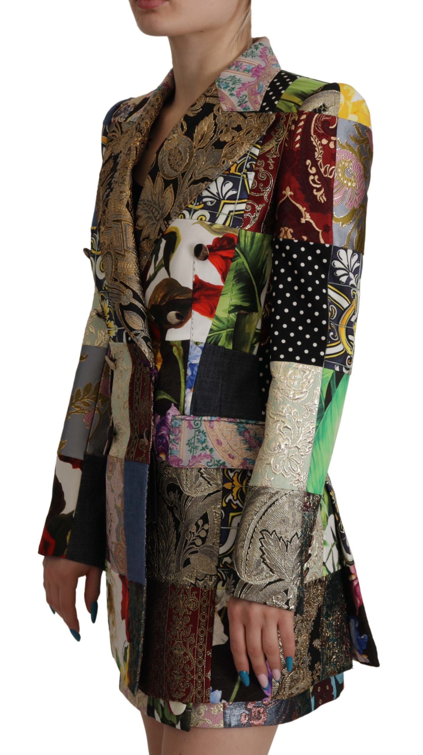 Veste blazer Dolce & Gabbana à double boutonnage, patchwork jacquard multicolore, style sophistiqué et élégant.