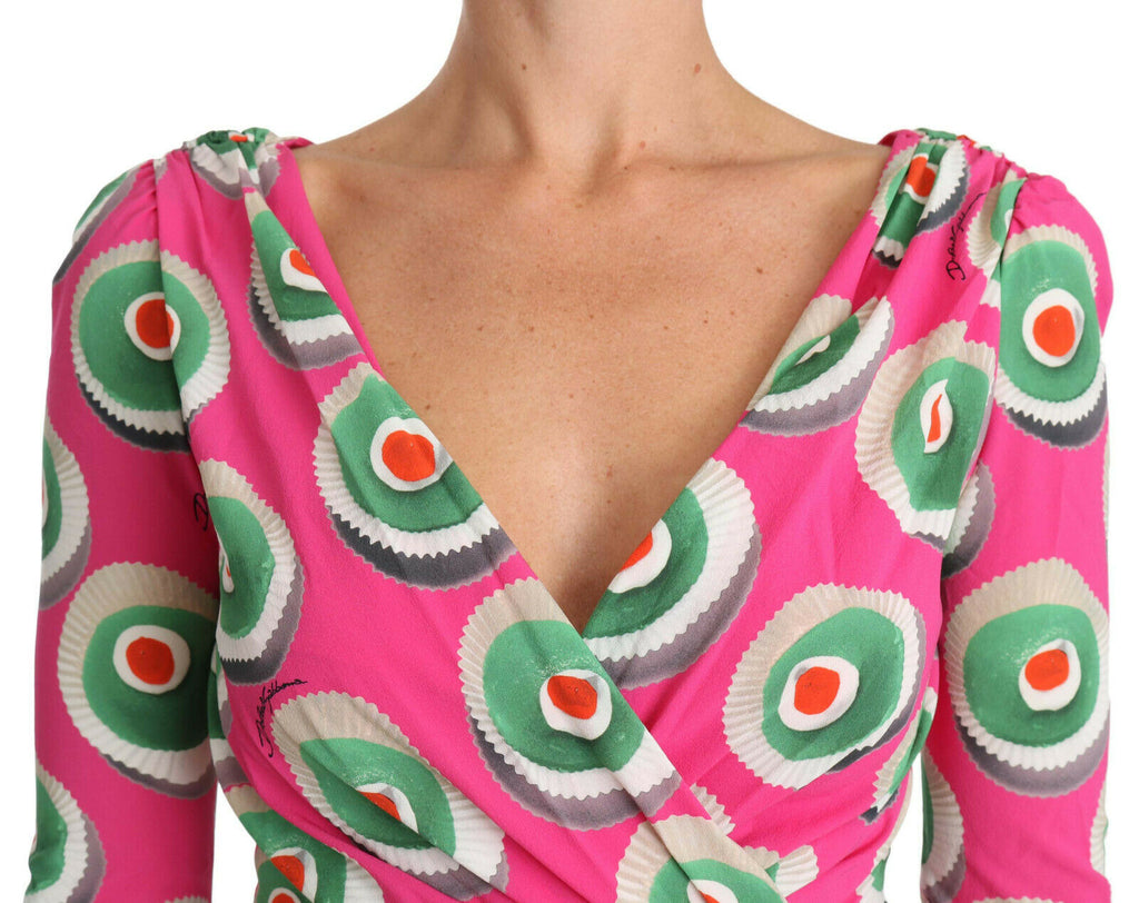 Robe Dolce & Gabbana en soie rose, coupe ajustée, style cupcake, robe élégante pour femmes.