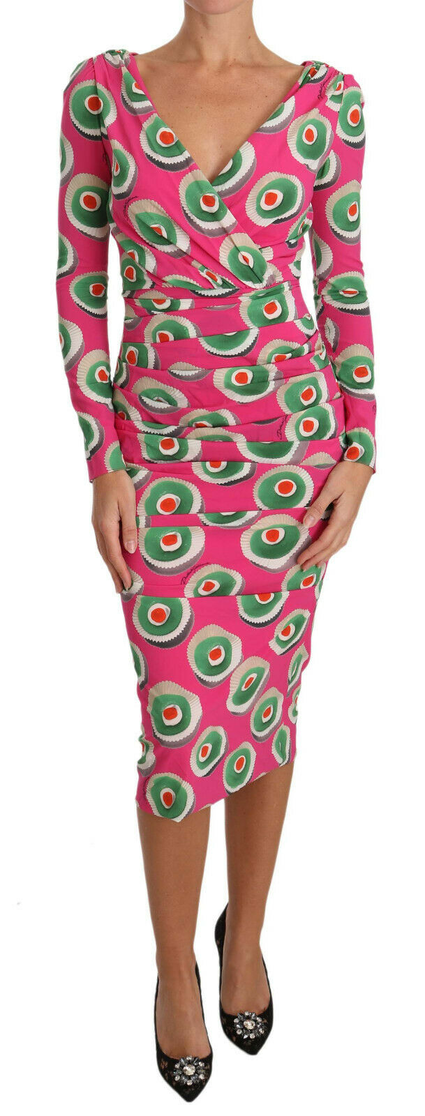 Robe en soie rose Dolce & Gabbana, robe moulante en forme de cupcake, style élégant et féminin, vue de face.