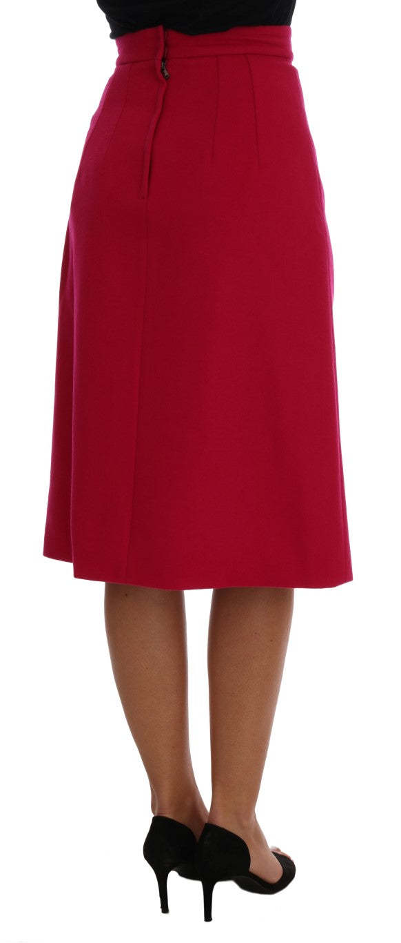 Jupe longue en laine rose de style A-line Dolce & Gabbana, visible avec sa coupe élégante et sa texture douce.