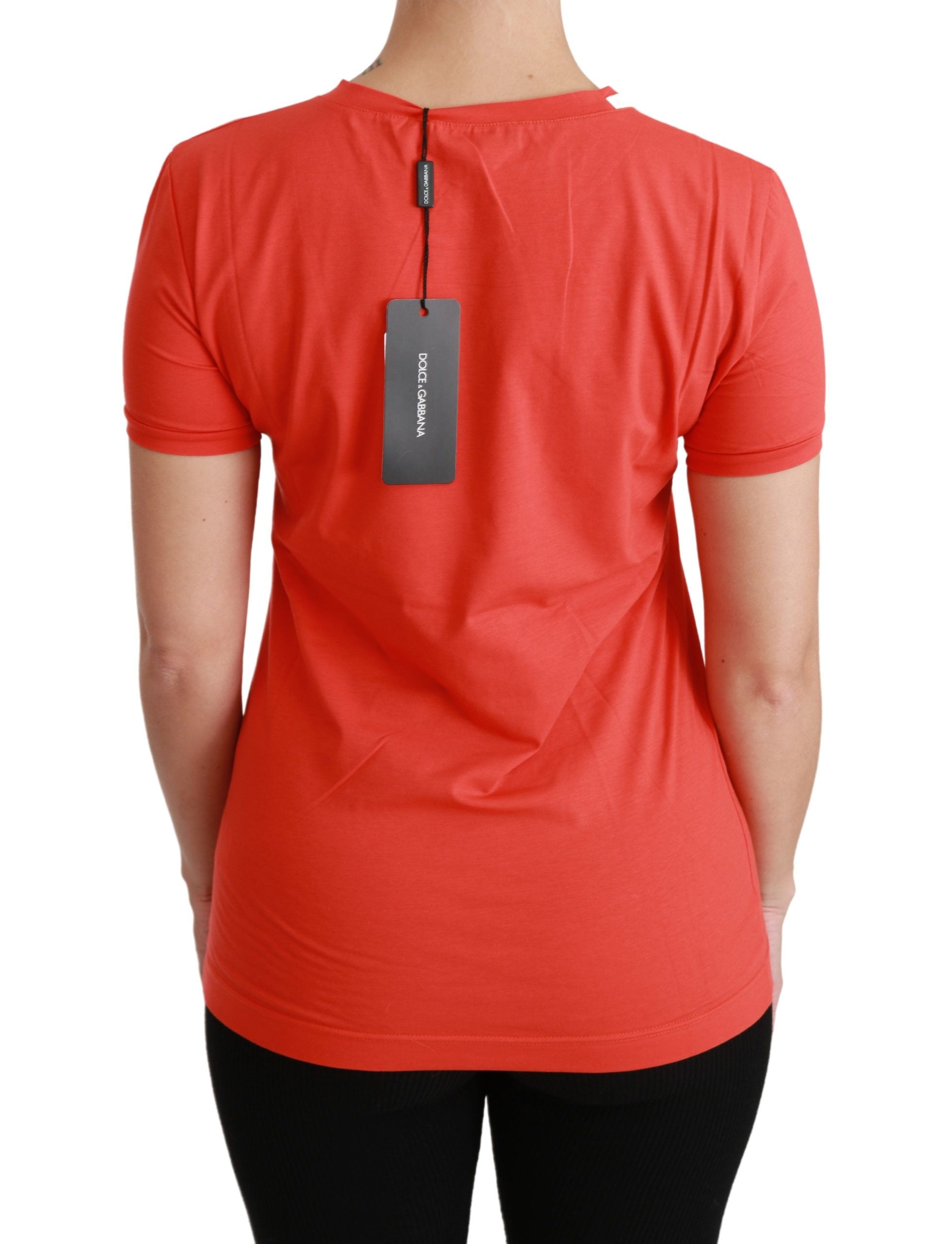 T-shirt à manches courtes Dolce & Gabbana rouge en coton, col rond, style décontracté et élégant, vue de face.