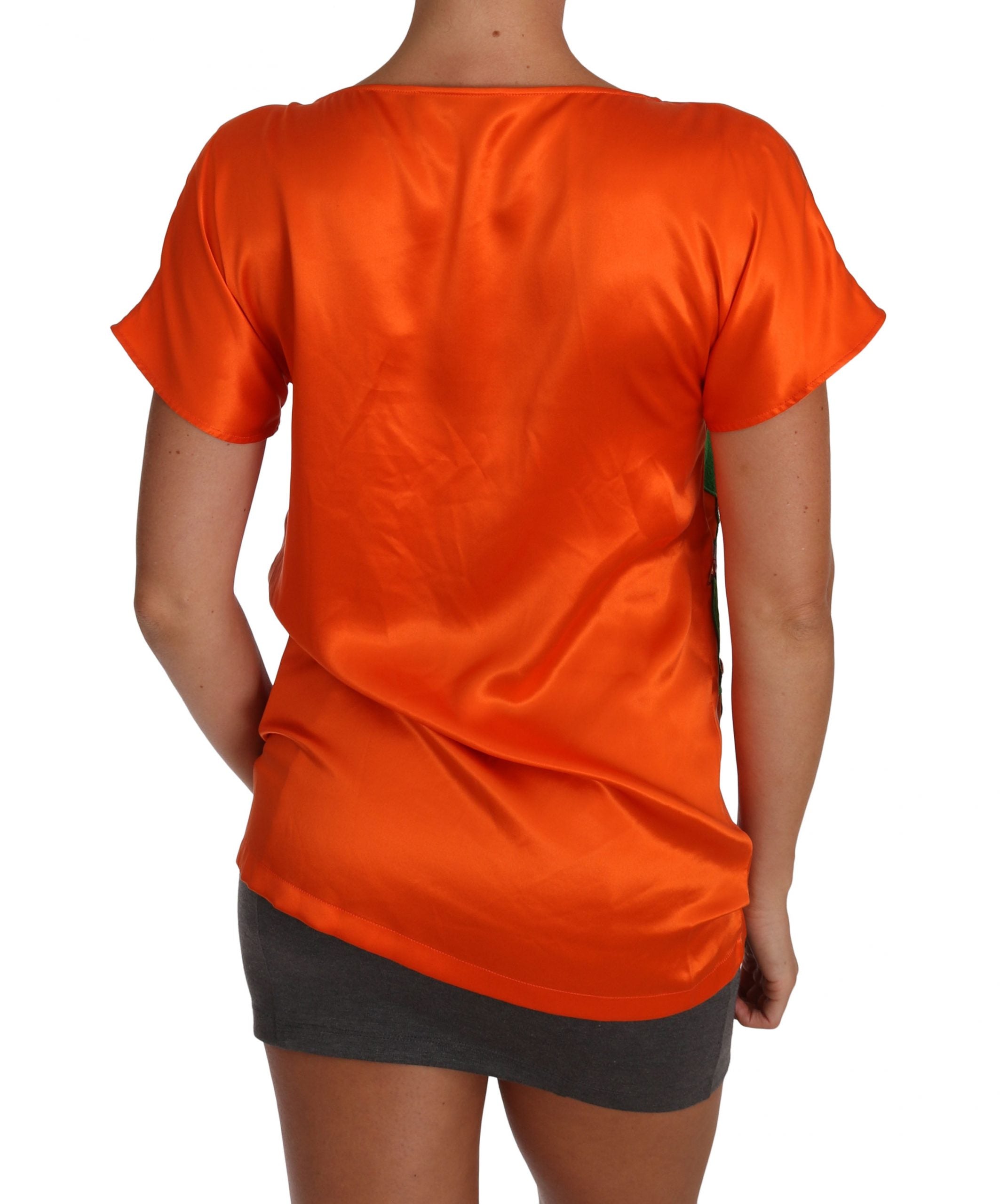 T-shirt Dolce & Gabbana en soie orange avec citrons et cristaux, coupe ajustée, vue de face.