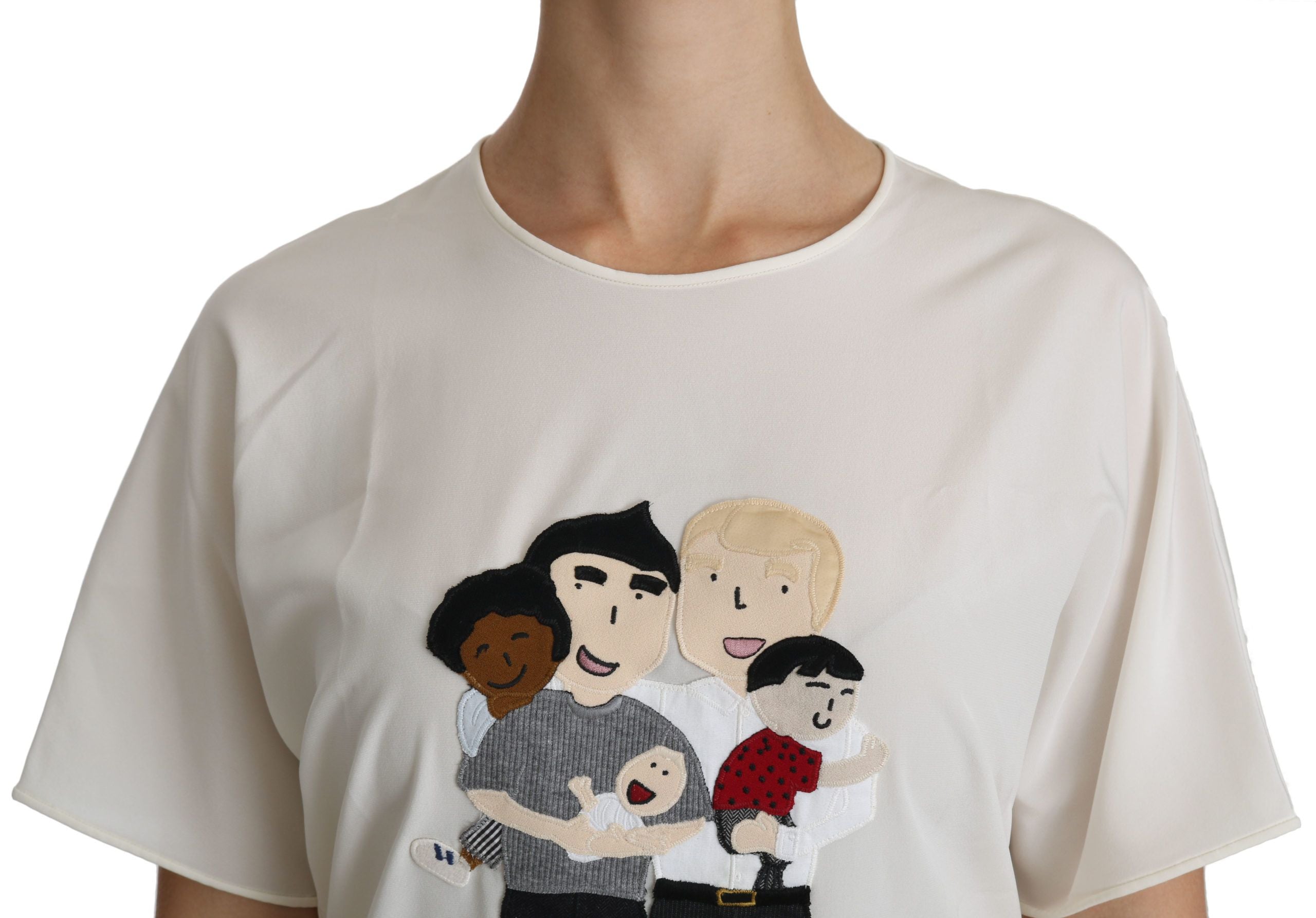 Chemisier à manches courtes blanc Dolce & Gabbana avec patch #dgfamily, style élégant et décontracté, vue de face.