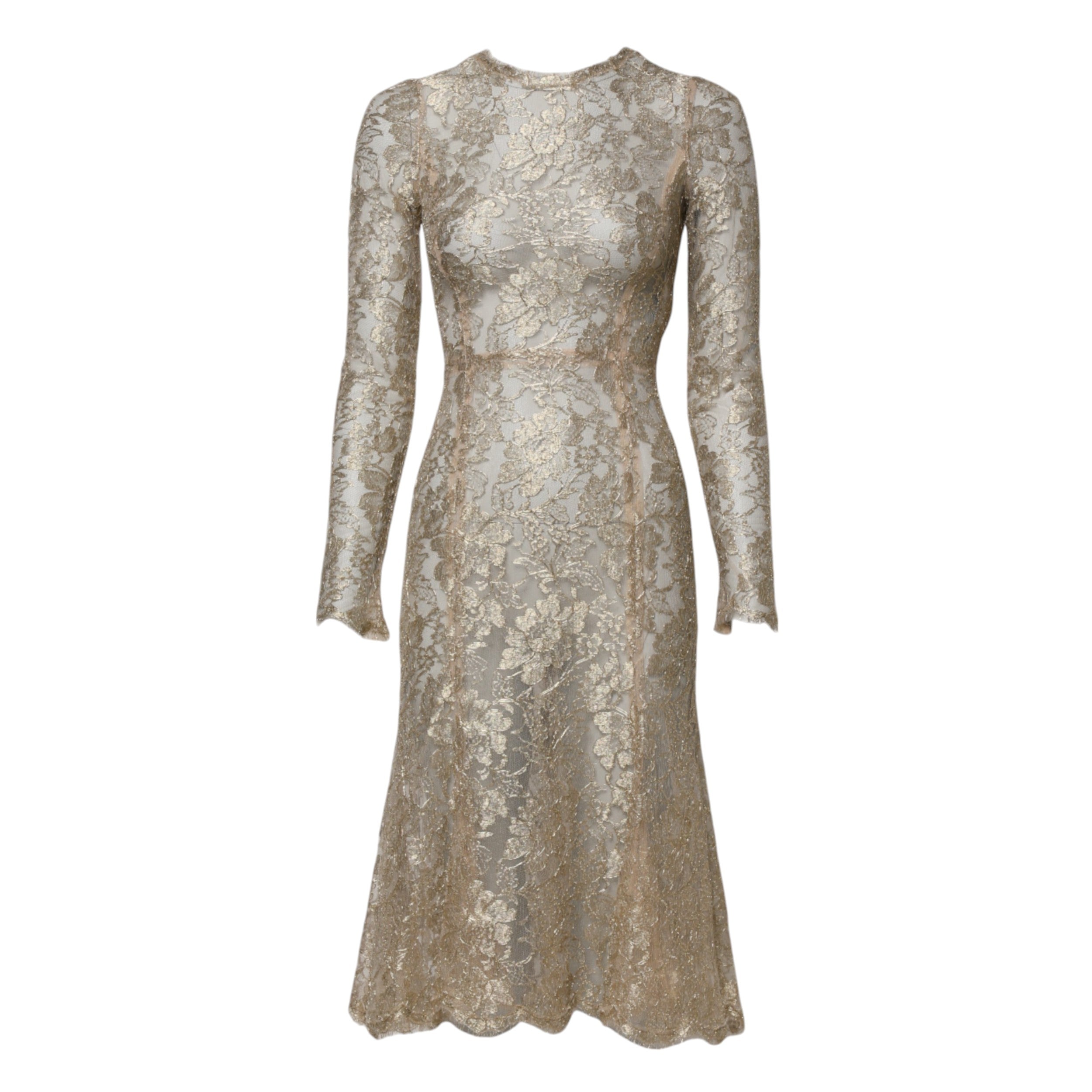 Robe longue Dolce & Gabbana en dentelle florale dorée avec manches longues, coupe ajustée et évasée, élégance raffinée.
