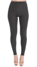 Collants en cachemire gris Dolce & Gabbana, stretch et élégants, visibles avec détails du tissu et de la texture en gros plan.