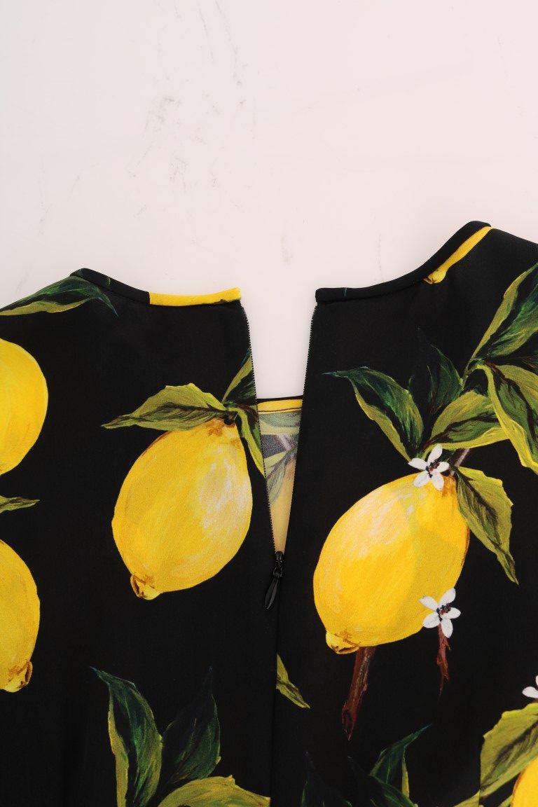 T-shirt en soie Dolce & Gabbana à motif citron multicolore, coupe stretch, avec design coloré et élégant.