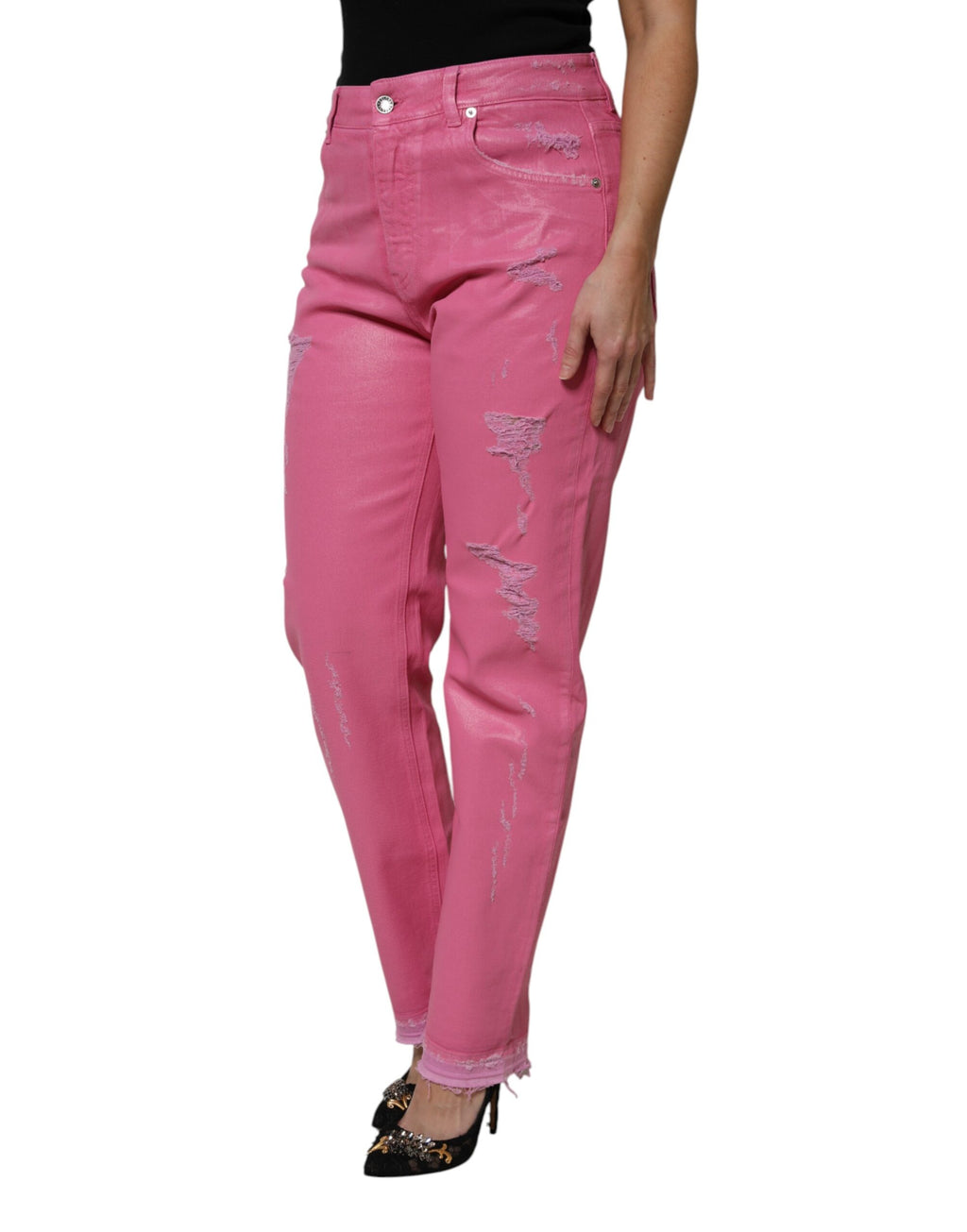 Jeans en jean rose déchiré Dolce & Gabbana, taille mi-haute, coupe tapered, style décontracté et tendance.