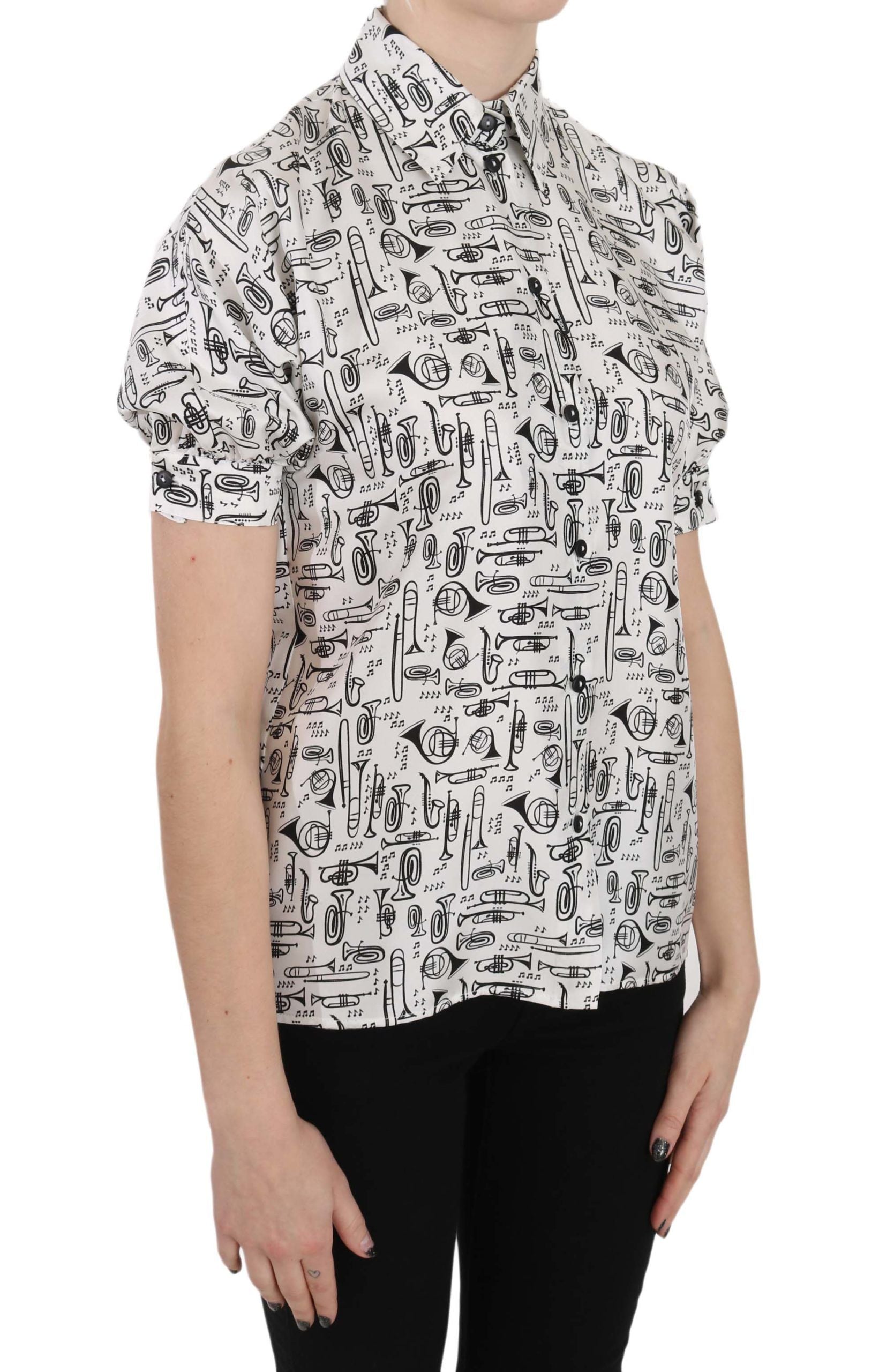 Chemisier en soie Dolce & Gabbana à motif Trumpet, bouton devant, style blouse élégante et raffinée.