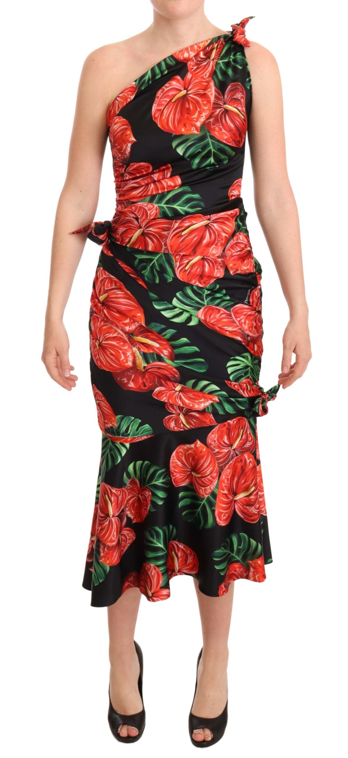 Robe longue en soie noire brillante à imprimé floral, Dolce & Gabbana, avec drapé élégant et style sophistiqué.