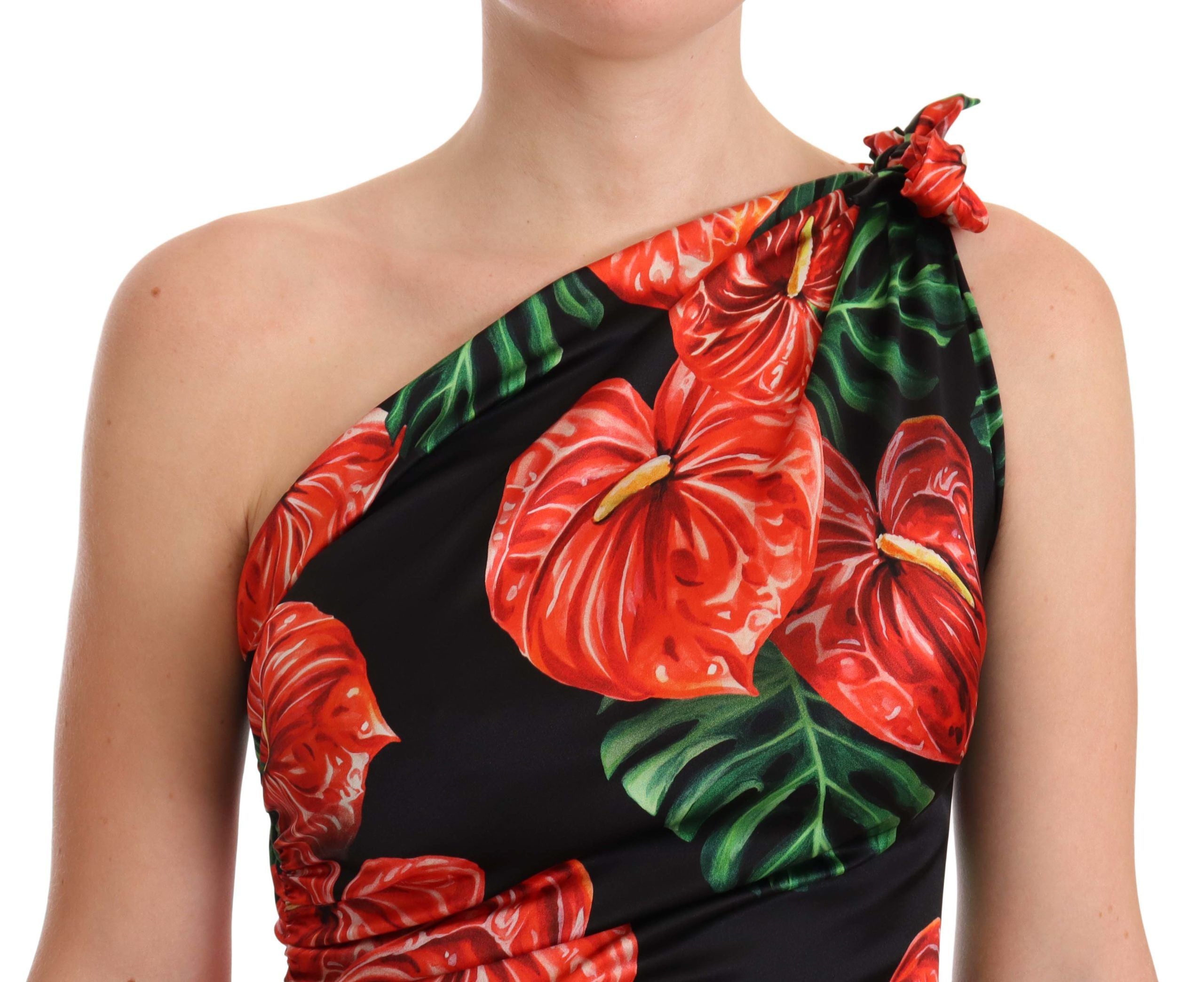 Robe noire en soie brillante à imprimé floral Dolce & Gabbana, coupe drapée élégante, pour femme.