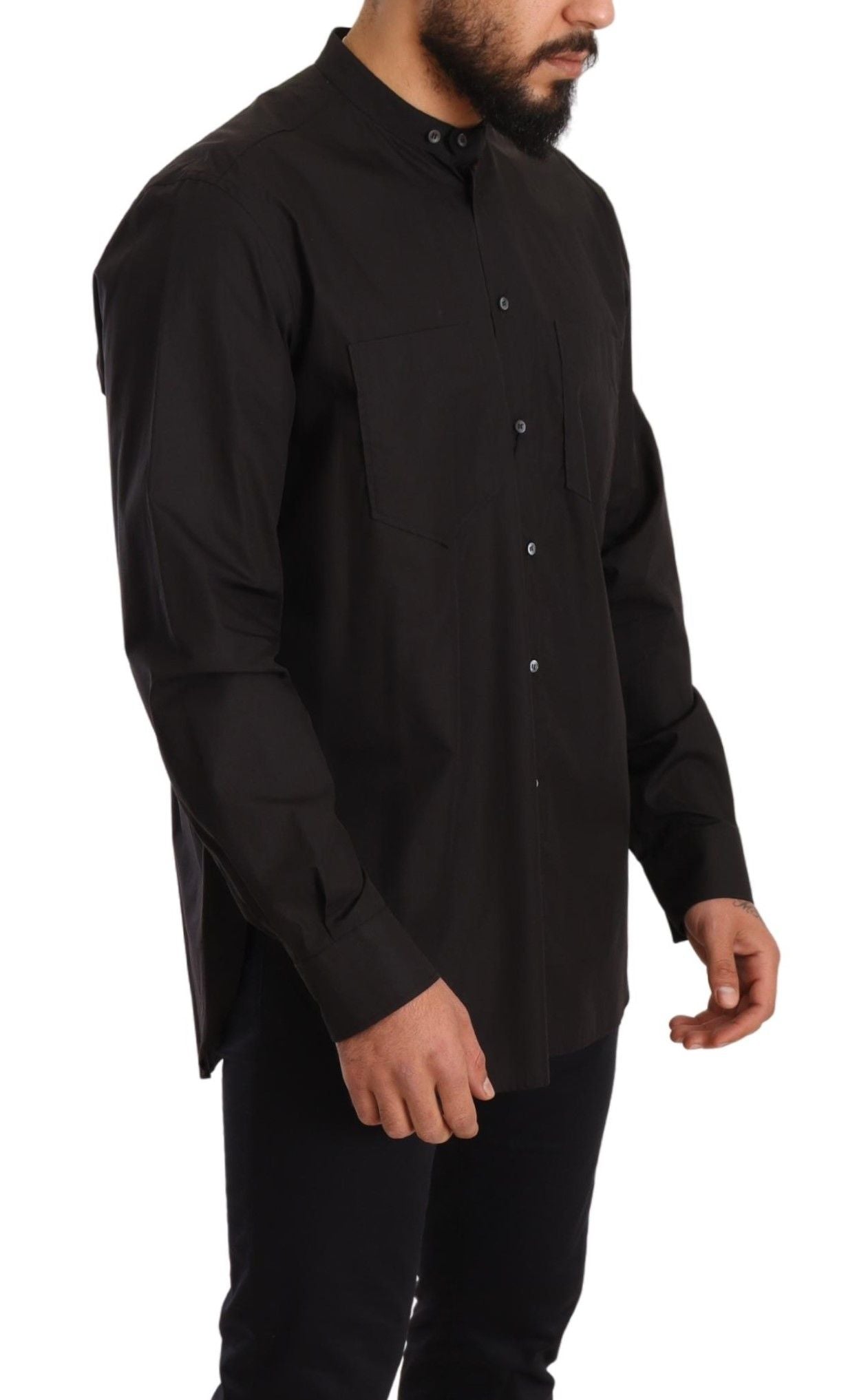 Chemise noire Dolce & Gabbana en coton 100% pour tenue formelle, visible détails du col et des boutons.
