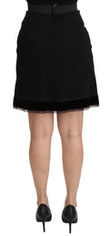 Jupe courte noire à taille haute en viscose de la marque Dolce & Gabbana, coupe évasée et élégante.