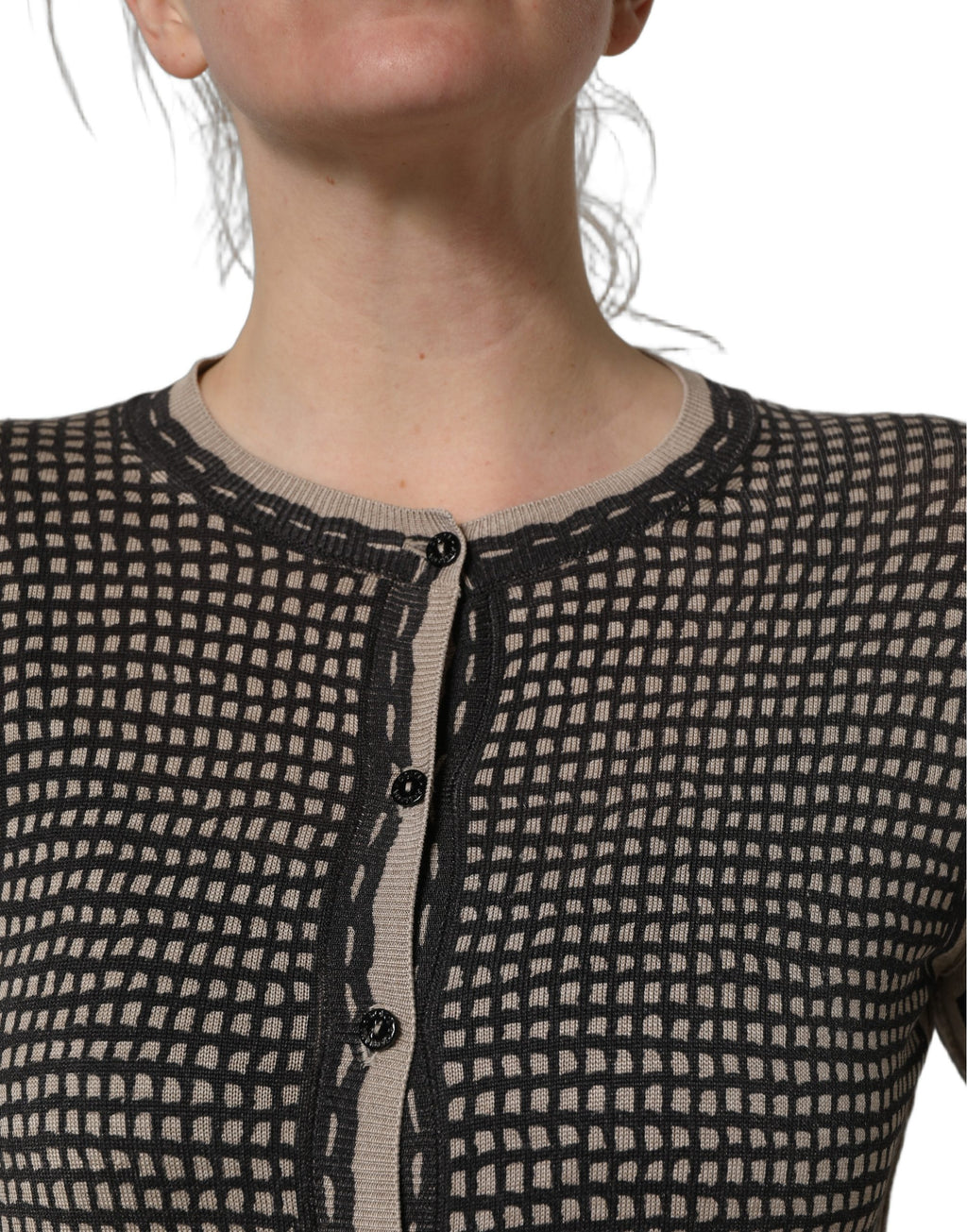 Cardigan Dolce & Gabbana noir en dentelle florale avec boutons, style élégant pour femmes.