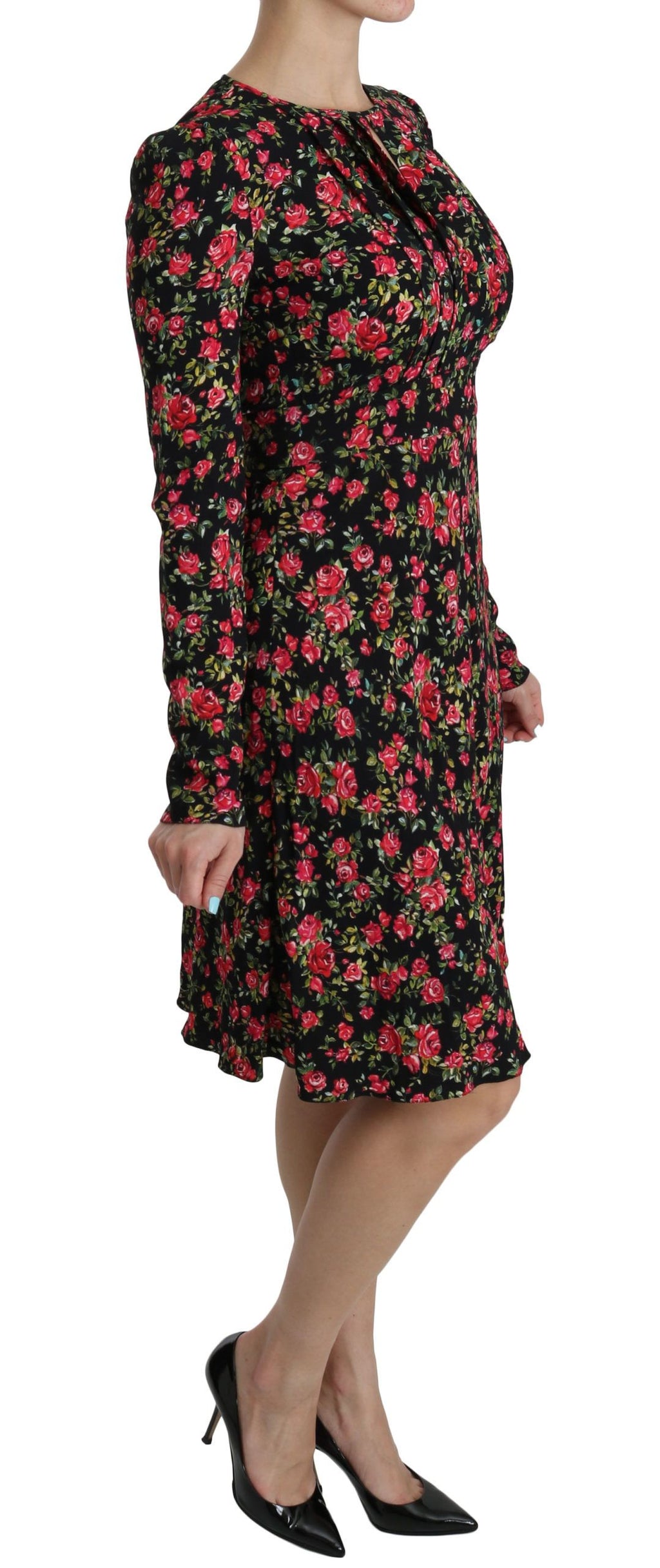 Robe longue noire à fleurs Dolce & Gabbana pour femmes, manches longues et longueur jusqu'aux genoux, élégante et sophistiquée.