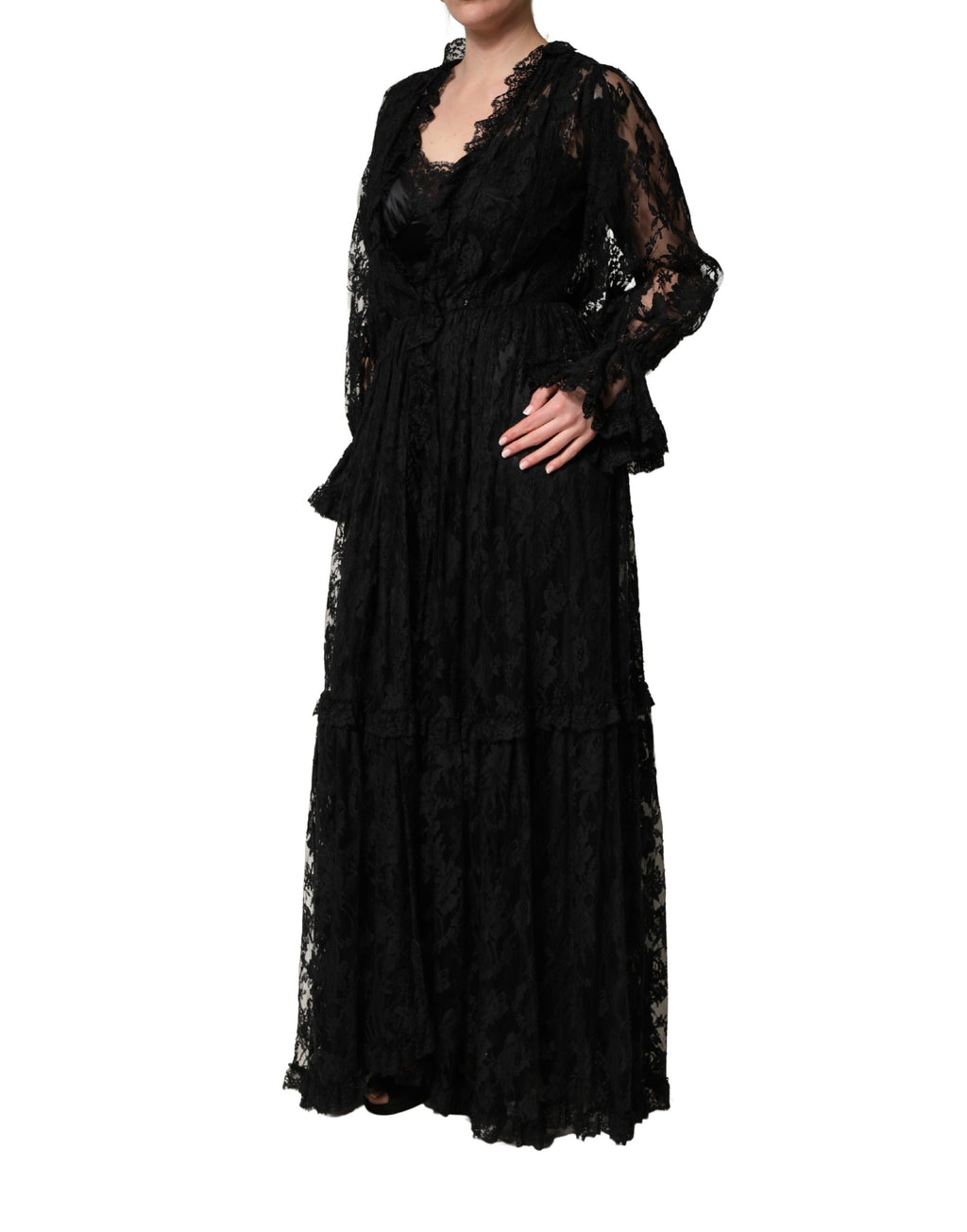Robe longue noire en dentelle de soirée de style A-line de Dolce & Gabbana, élégante et sophistiquée.