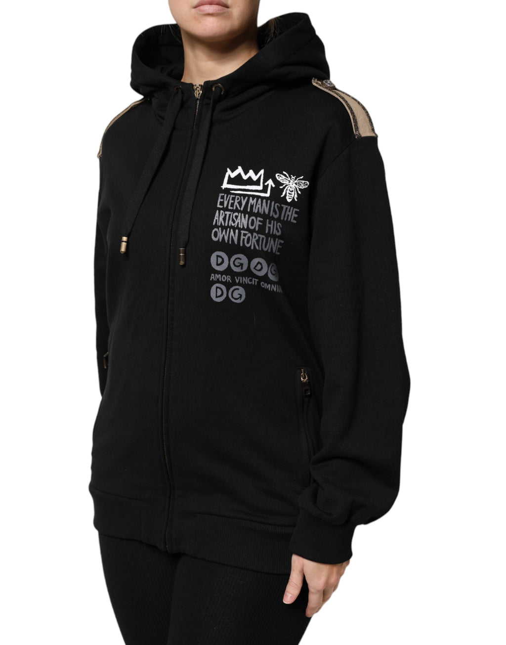 Sweat à capuche noir Dolce & Gabbana avec logo, fermeture éclair complète, style décontracté et logo distinctif sur la poitrine.