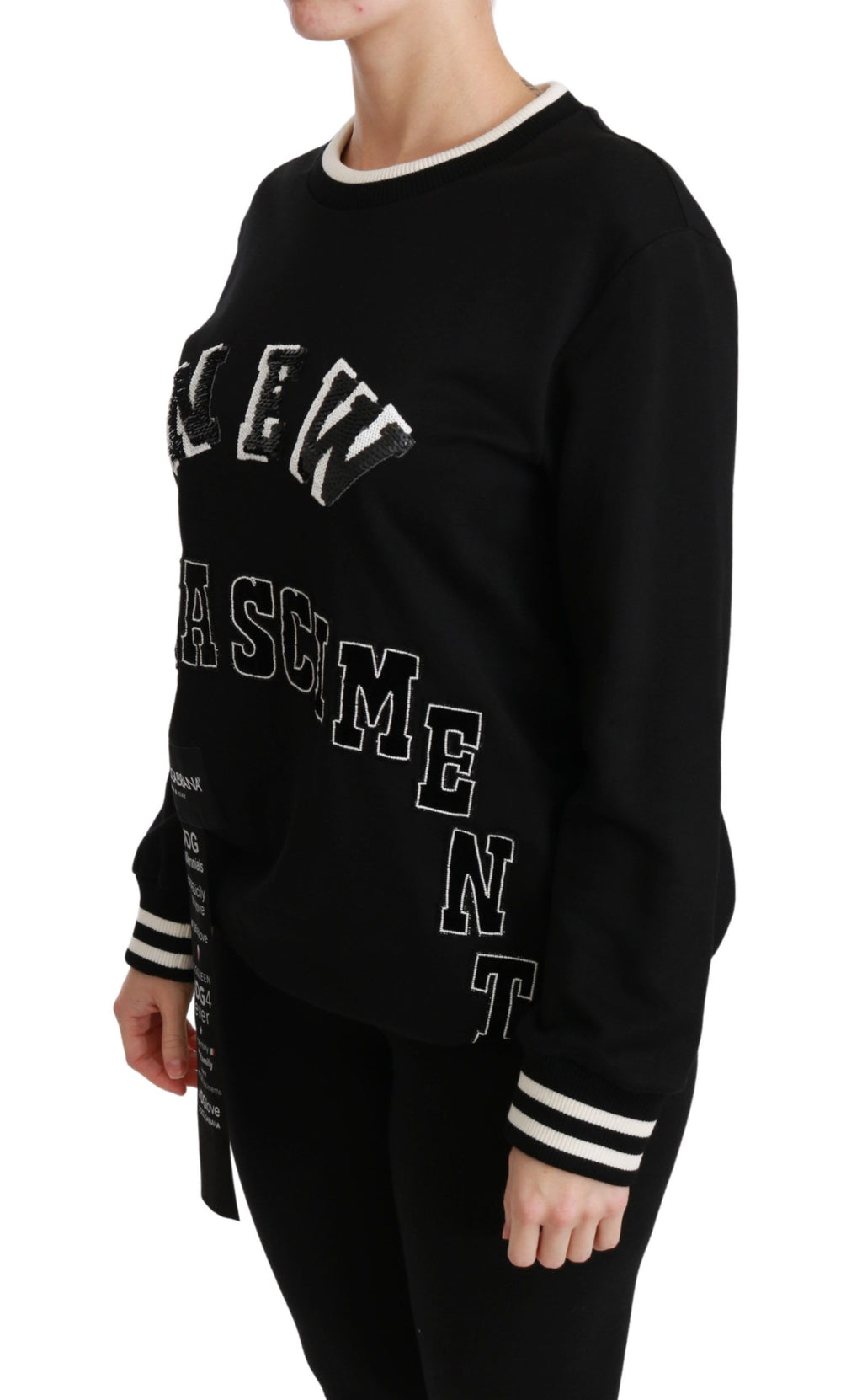 Pull Dolce & Gabbana Rinascimento noir, en laine, avec logo DGmillennials, porté sur un mannequin.