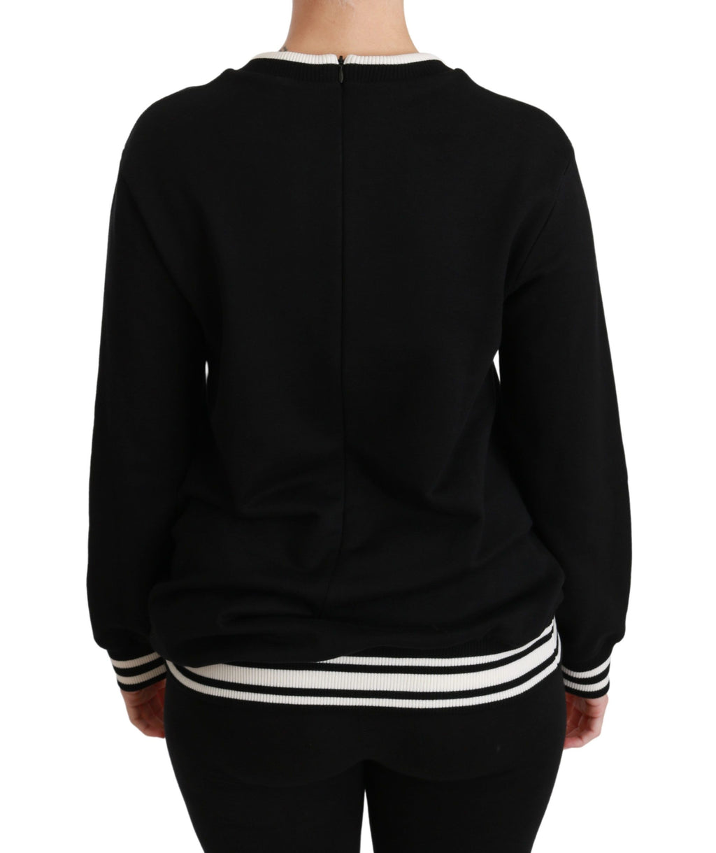 Pull Dolce & Gabbana Rinascimento noir, pull en laine noir avec logo DGmillennials, porté sur mannequin, détails du design visible.