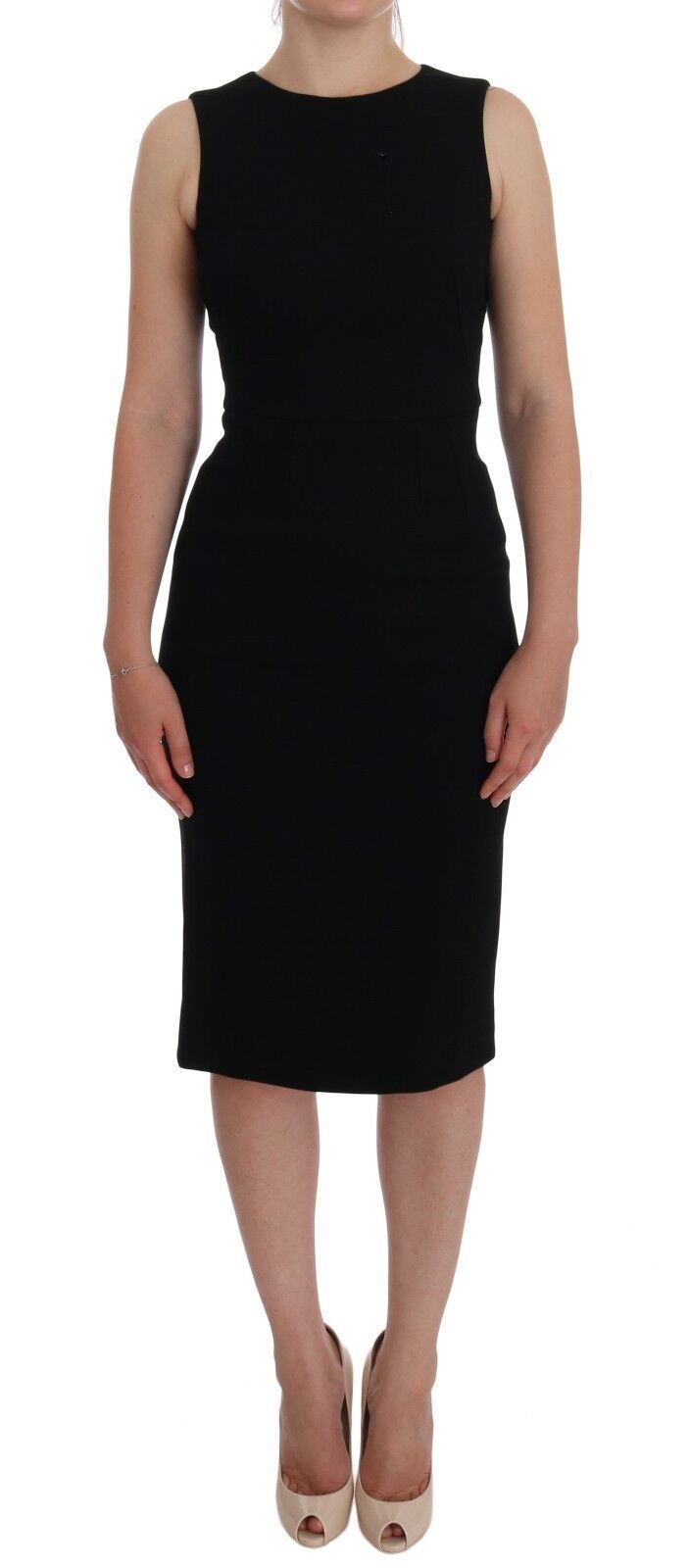 Robe longue noire Dolce & Gabbana en tissu extensible avec cristaux, coupe élégante et raffinée pour soirée.