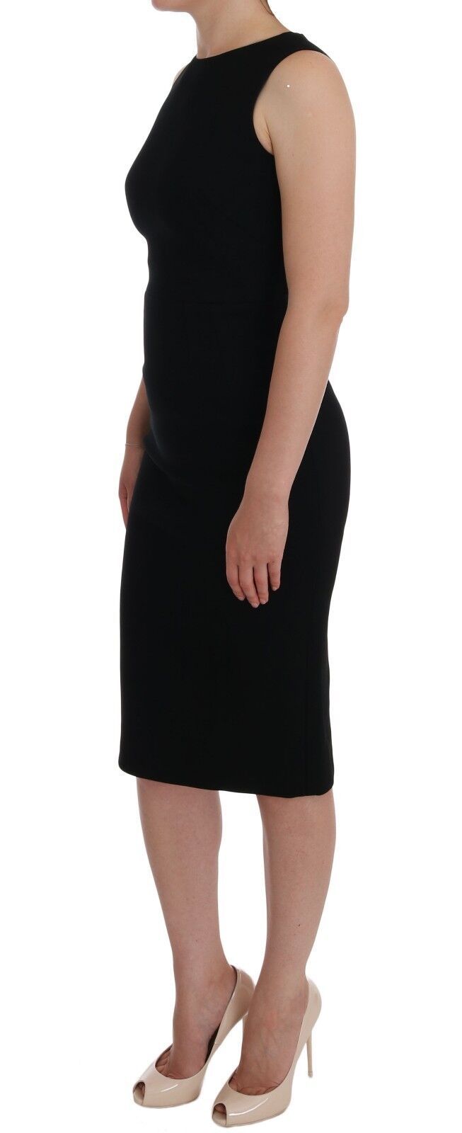 Robe noire Dolce & Gabbana en satin extensible avec cristaux, robe cintrée élégante pour soirée ou occasion spéciale.
