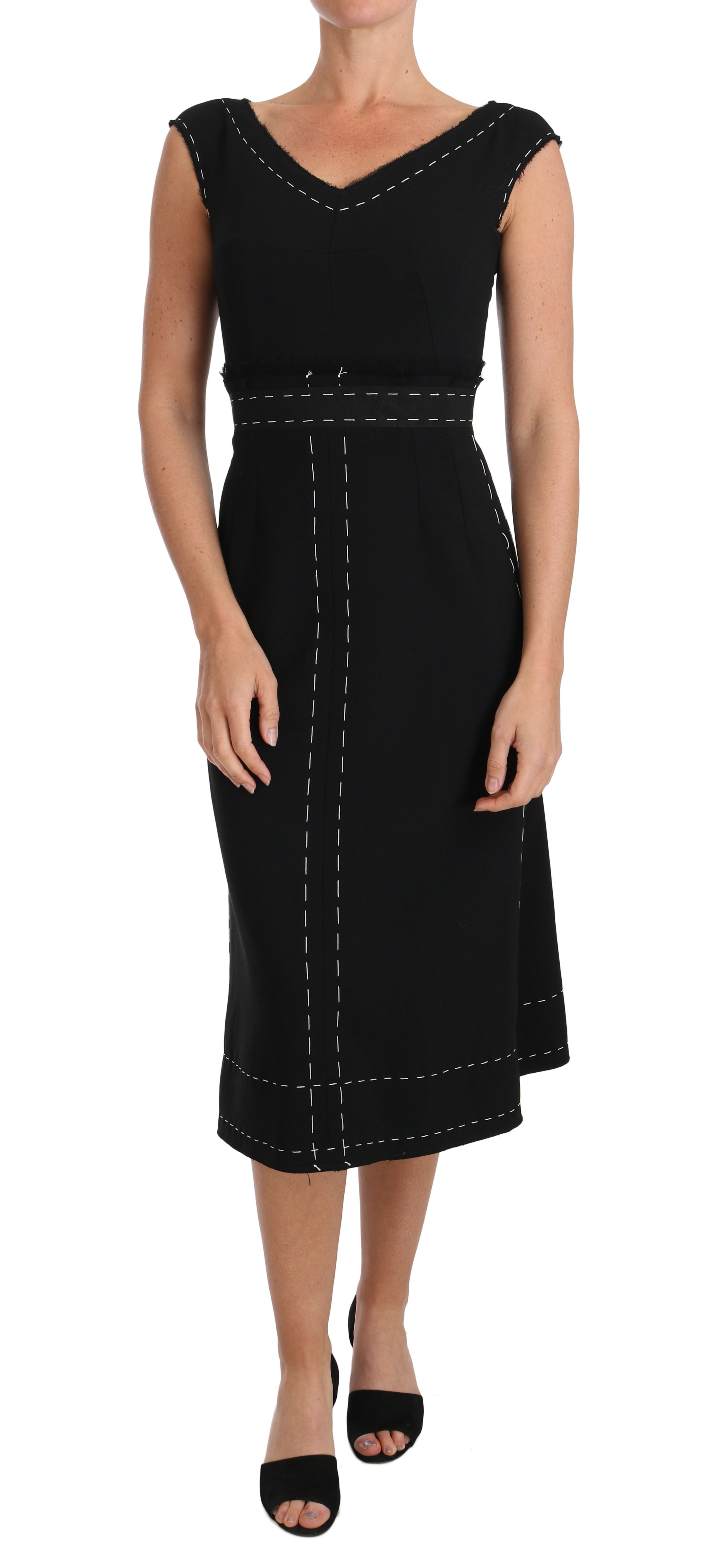 Robe noire en laine extensible Dolce & Gabbana, coupe évasée et ajustée, élégante et sophistiquée.