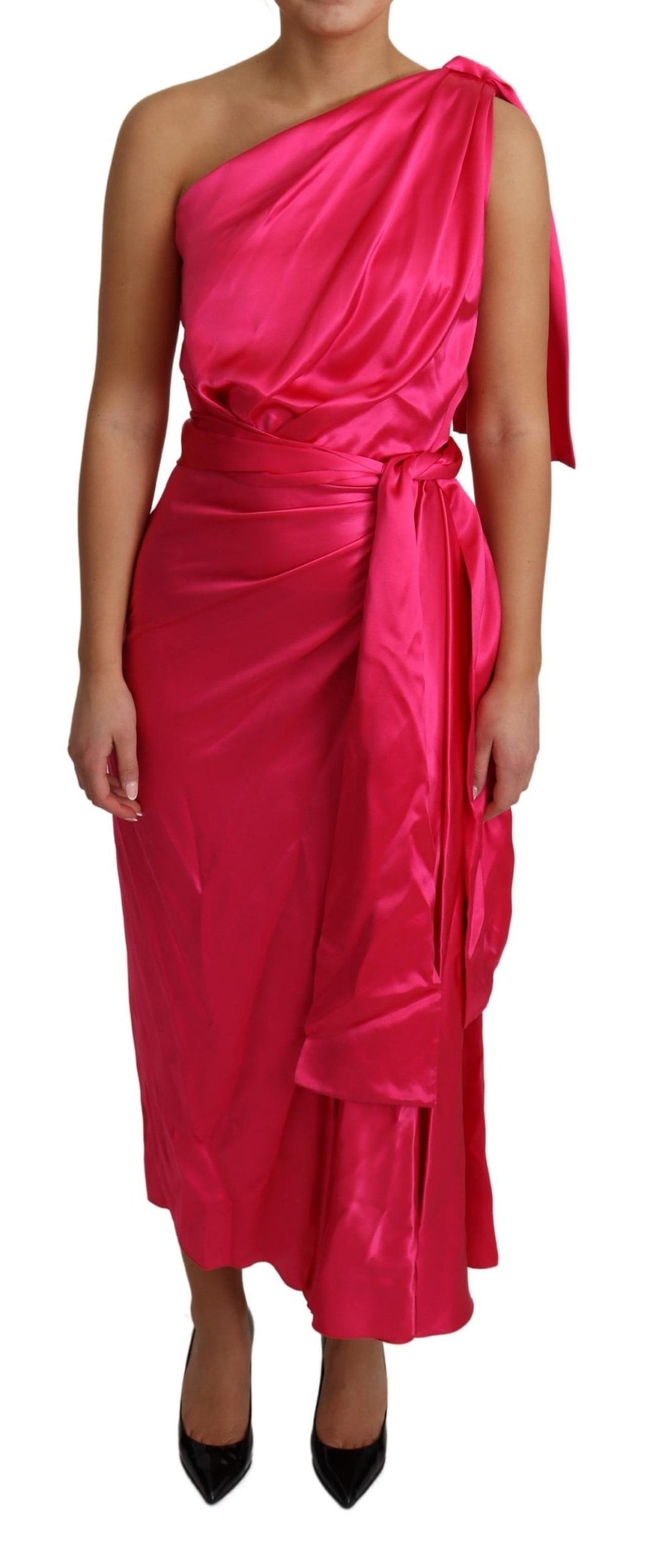 Robe rose Dolce & Gabbana ajustée, moulante, coupe asymétrique avec une épaule, robe midi élégante et sophistiquée.
